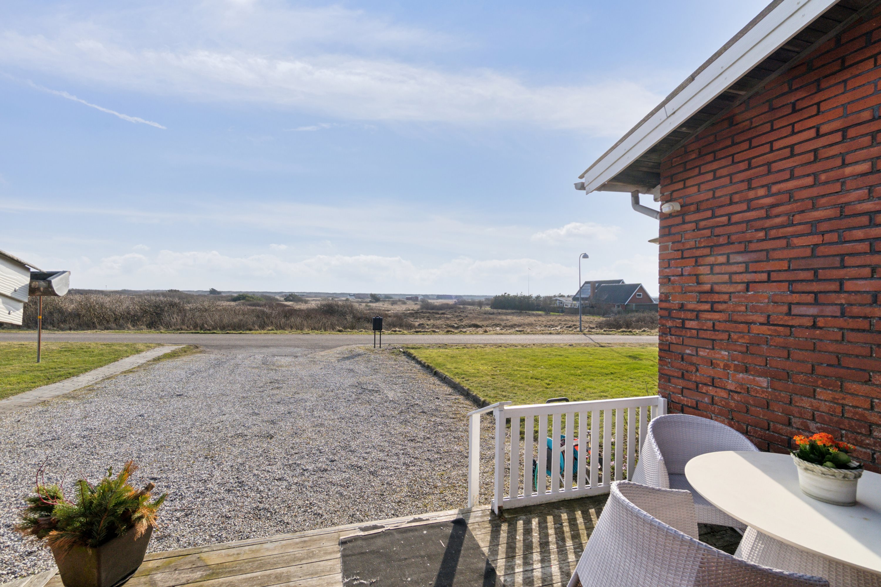 Fremhævet terrasse billede i fuldskærmstilstand. Billede af Lyngvej 1, Agger, 7770 Vestervig