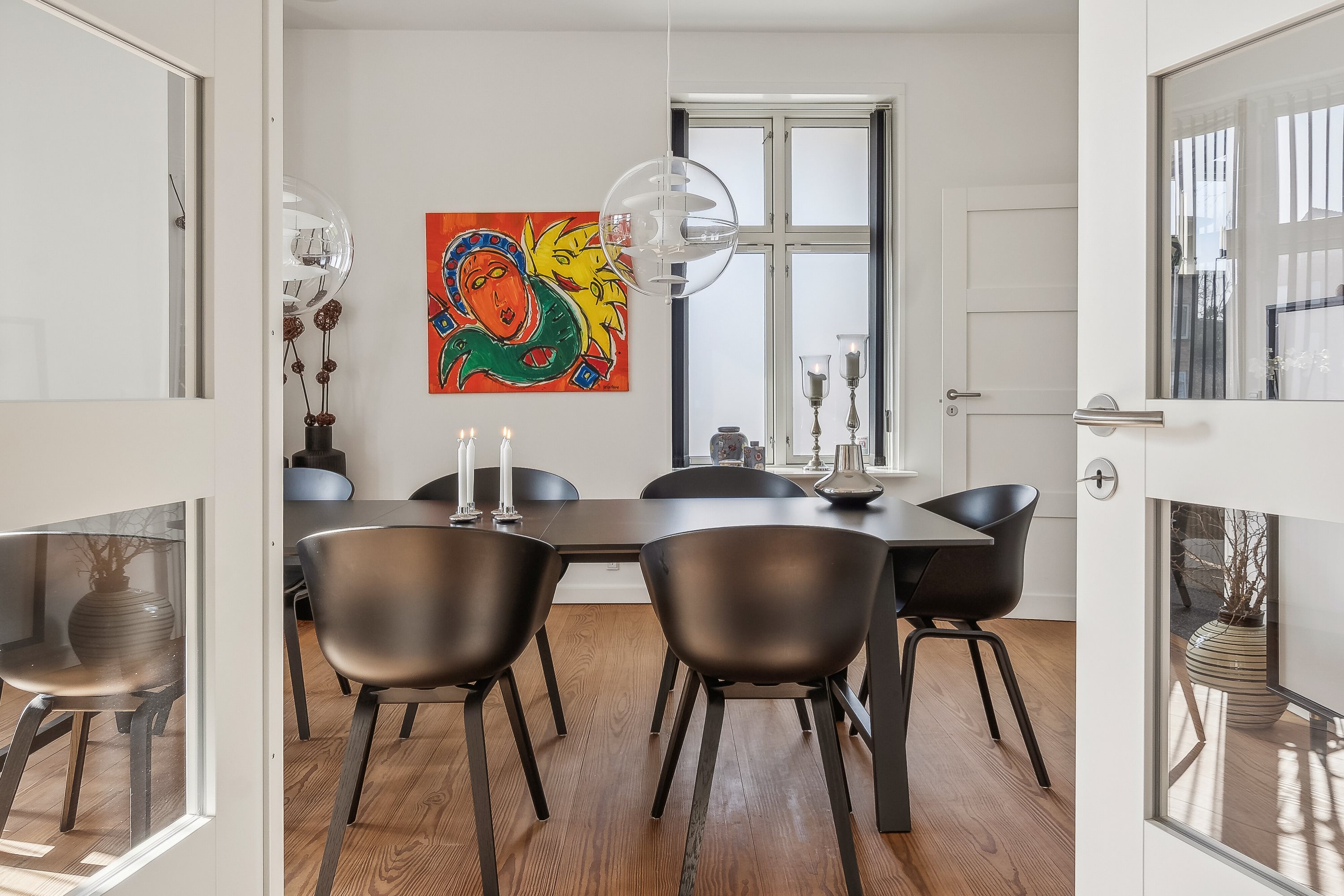 Fremhævet spisestue billede i fuldskærmstilstand. Billede af Jørgensgård 21, 6200 Aabenraa