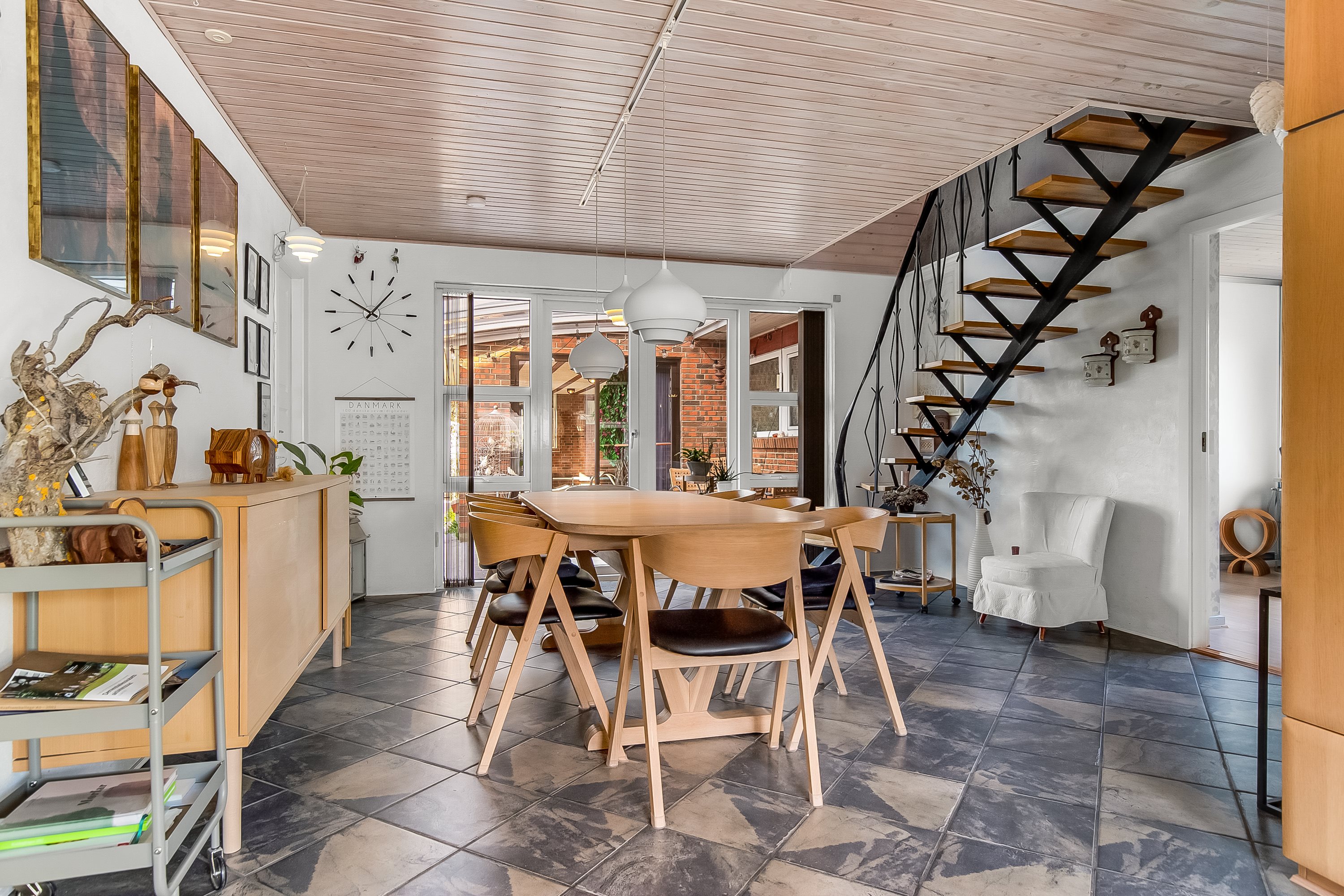 Fremhævet andet billede i fuldskærmstilstand. Billede af J.A. Petersens Park 12, 6093 Sjølund