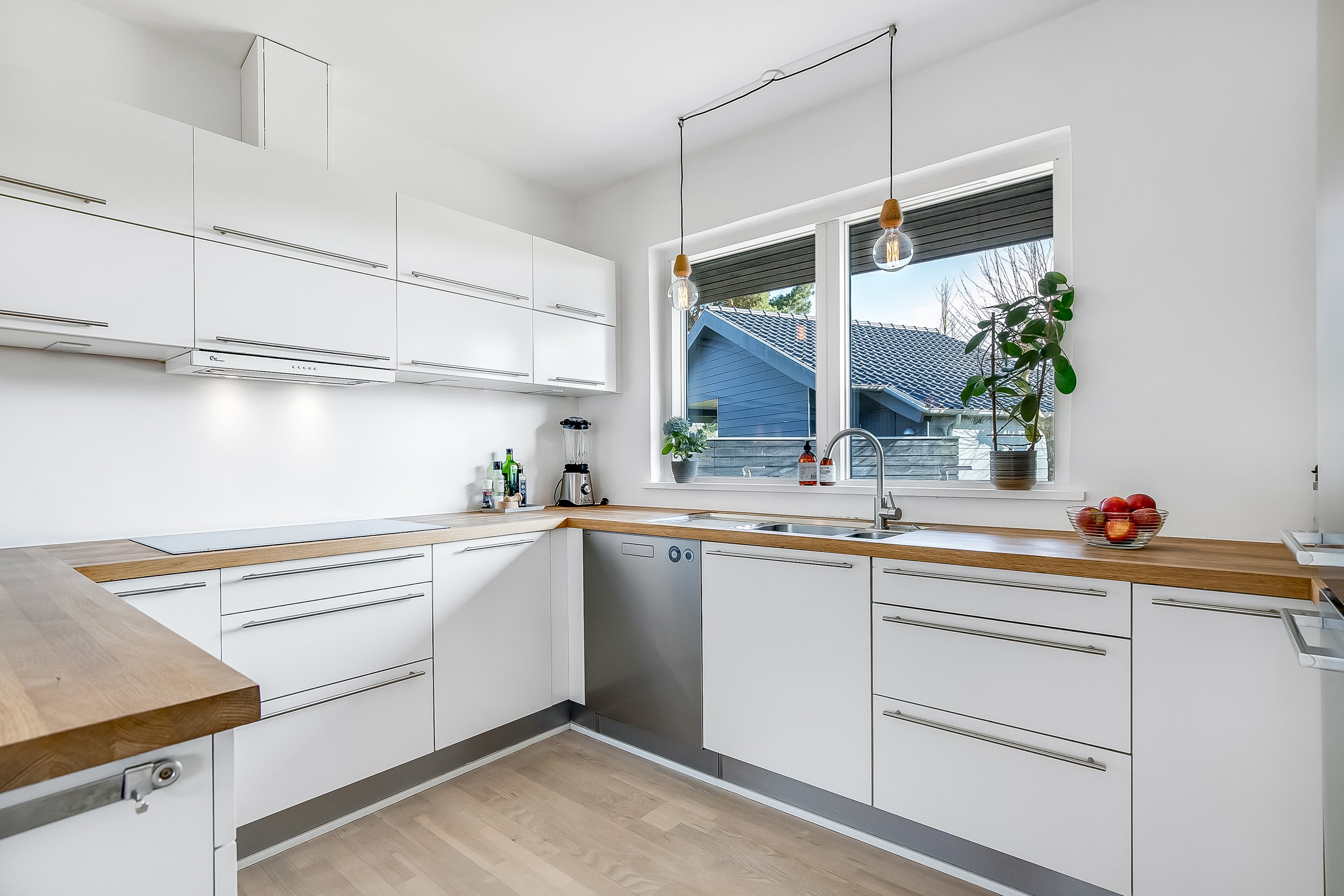 Fremhævet køkken billede i fuldskærmstilstand. Billede af Heimdalsvej 15, 6000 Kolding