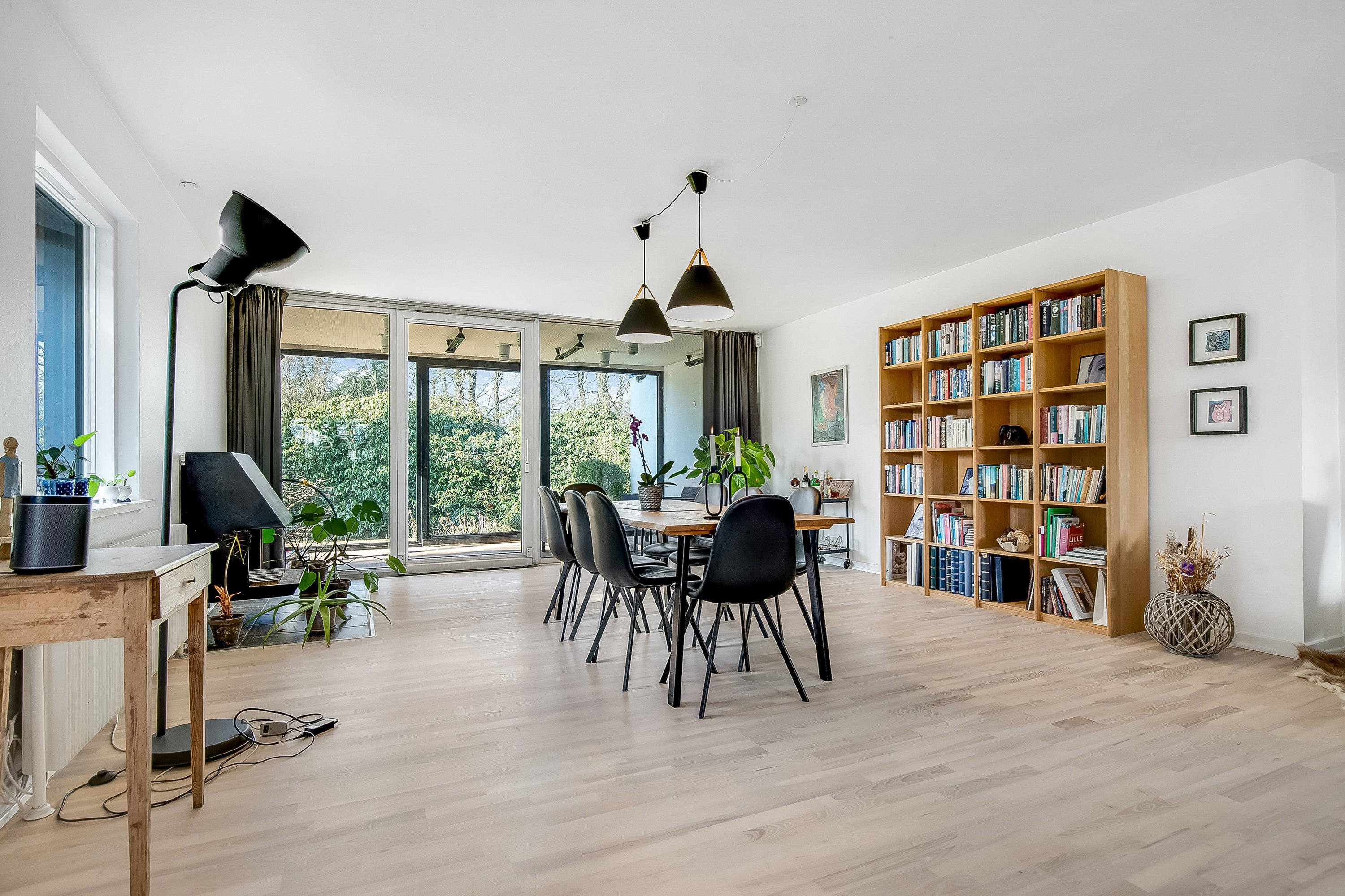 Fremhævet stue billede i fuldskærmstilstand. Billede af Heimdalsvej 15, 6000 Kolding