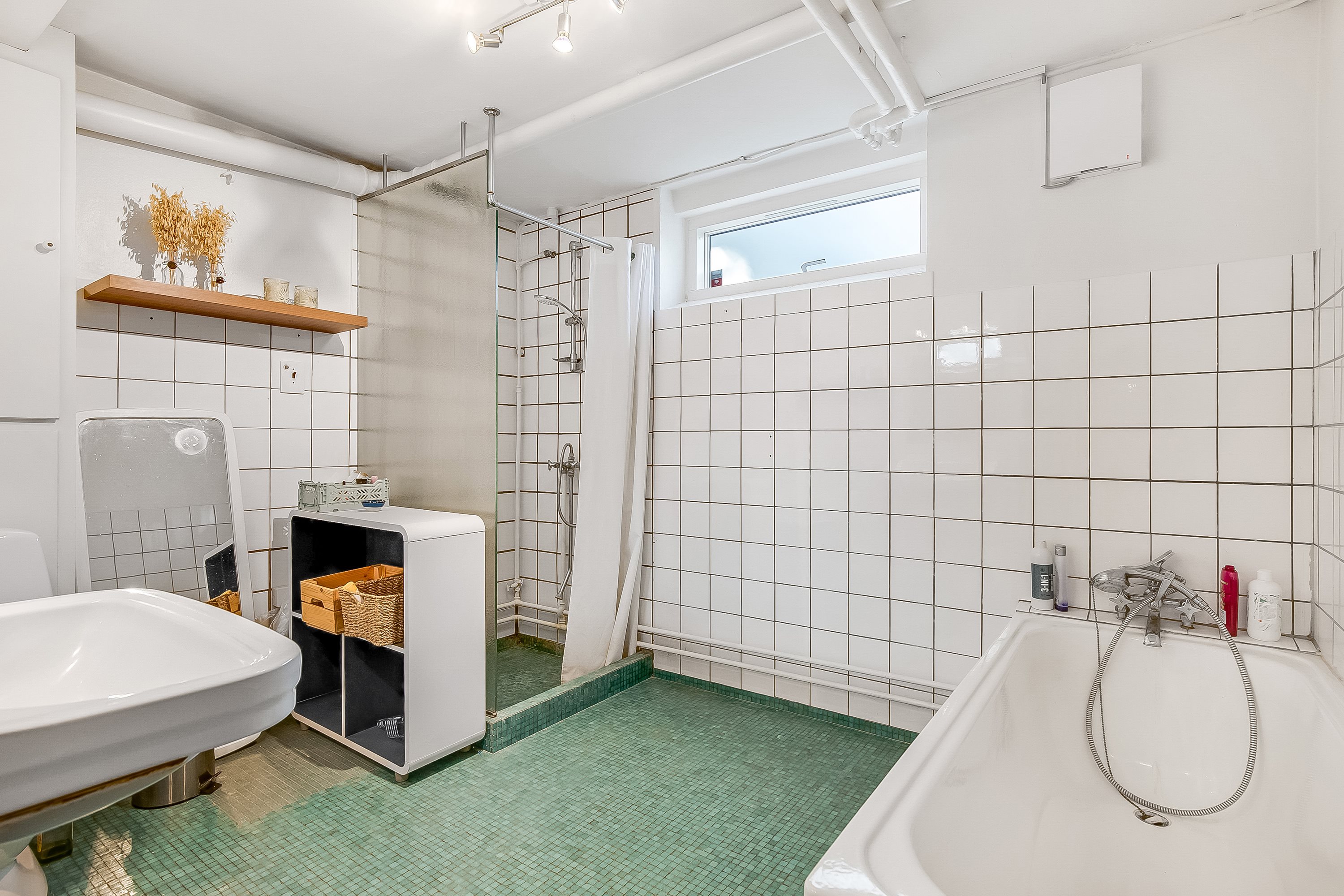 Fremhævet badeværelse billede i fuldskærmstilstand. Billede af Heimdalsvej 15, 6000 Kolding