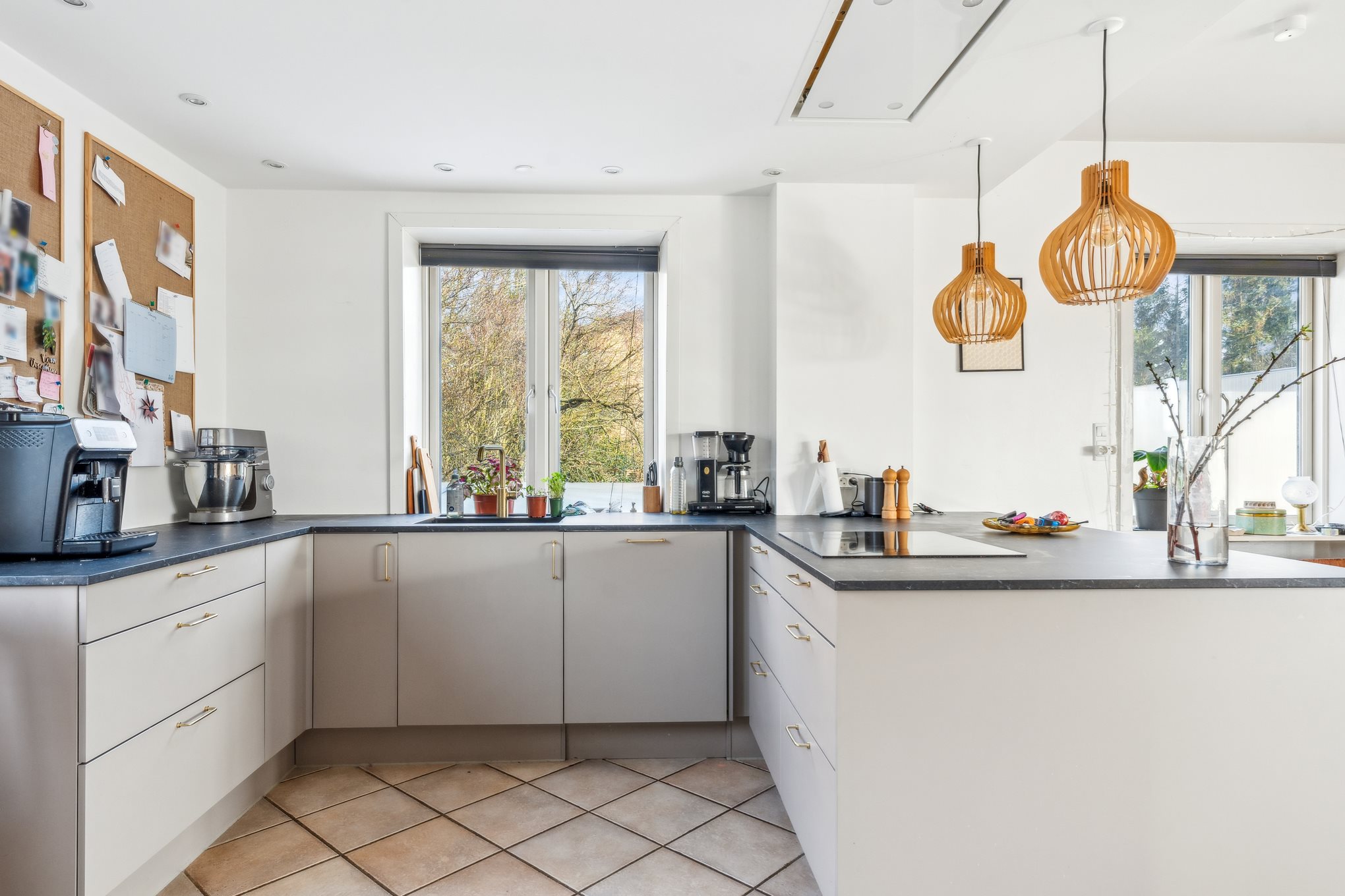 Miniaturebillede 1: køkken. Billede af Stenaltvej 5, 8930 Randers NØ