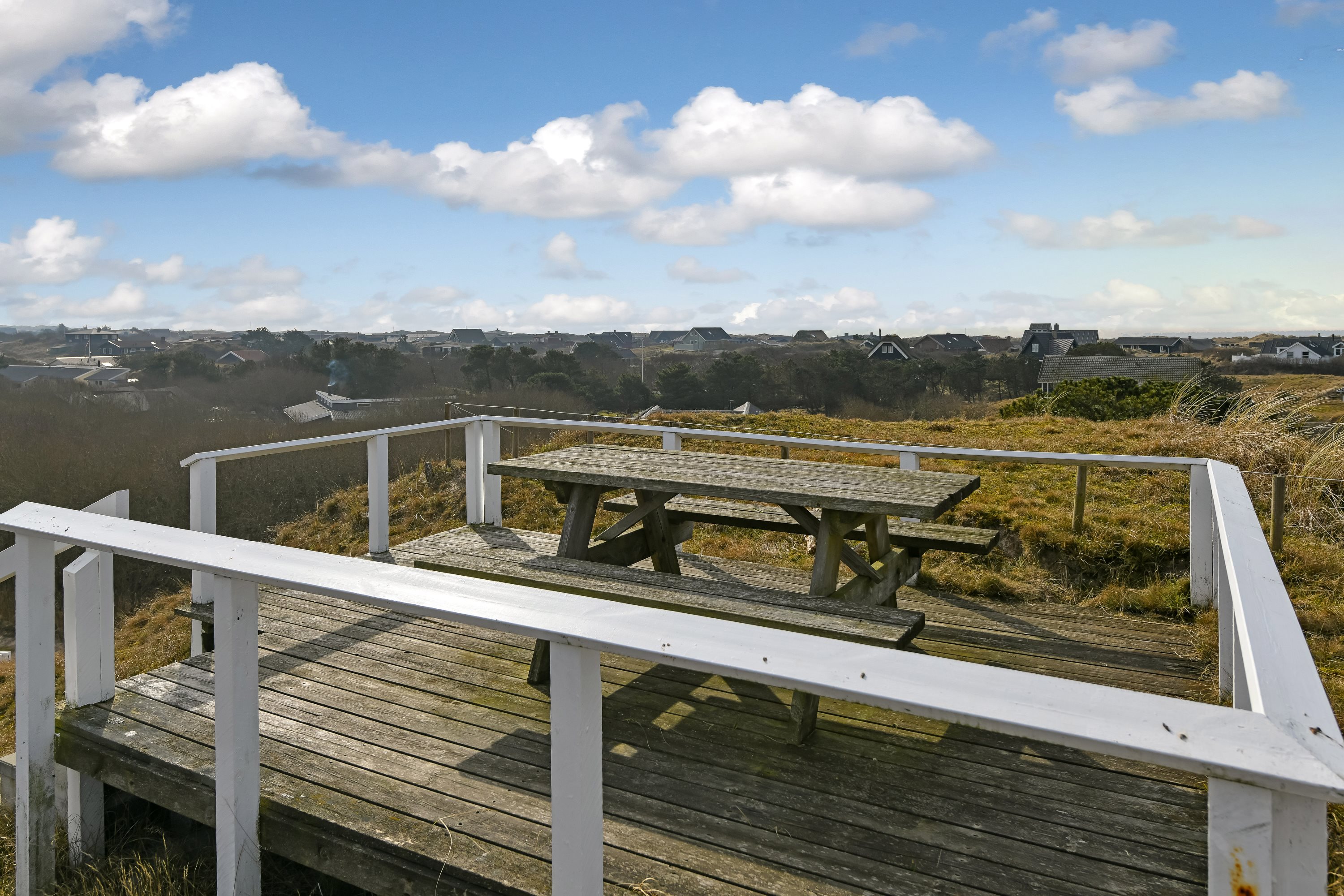Fremhævet terrasse billede i fuldskærmstilstand. Billede af Lyngvej 10, Rindby Strand, 6720 Fanø
