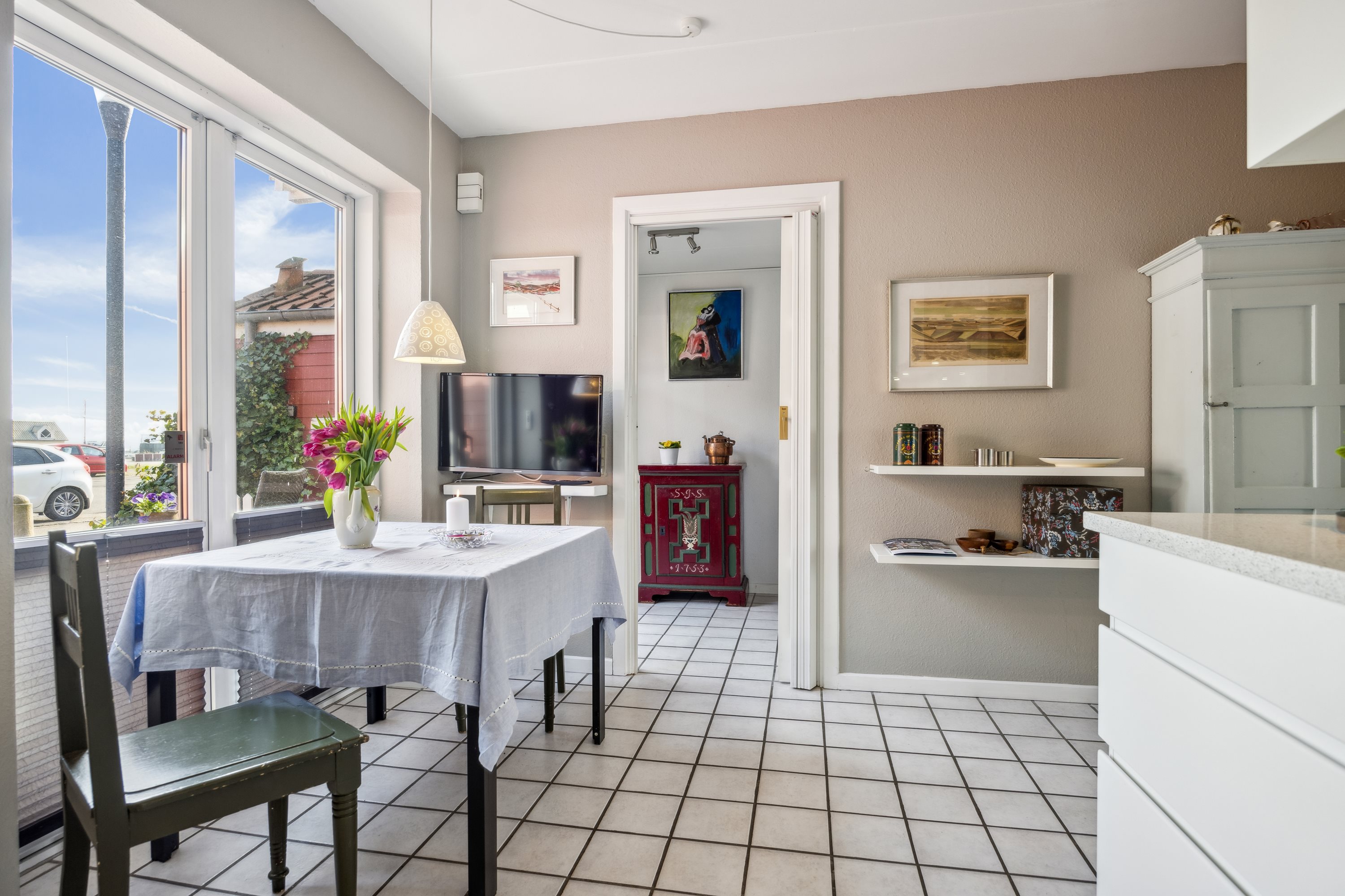 Fremhævet køkken billede i fuldskærmstilstand. Billede af Vestpieren 14, 9370 Hals