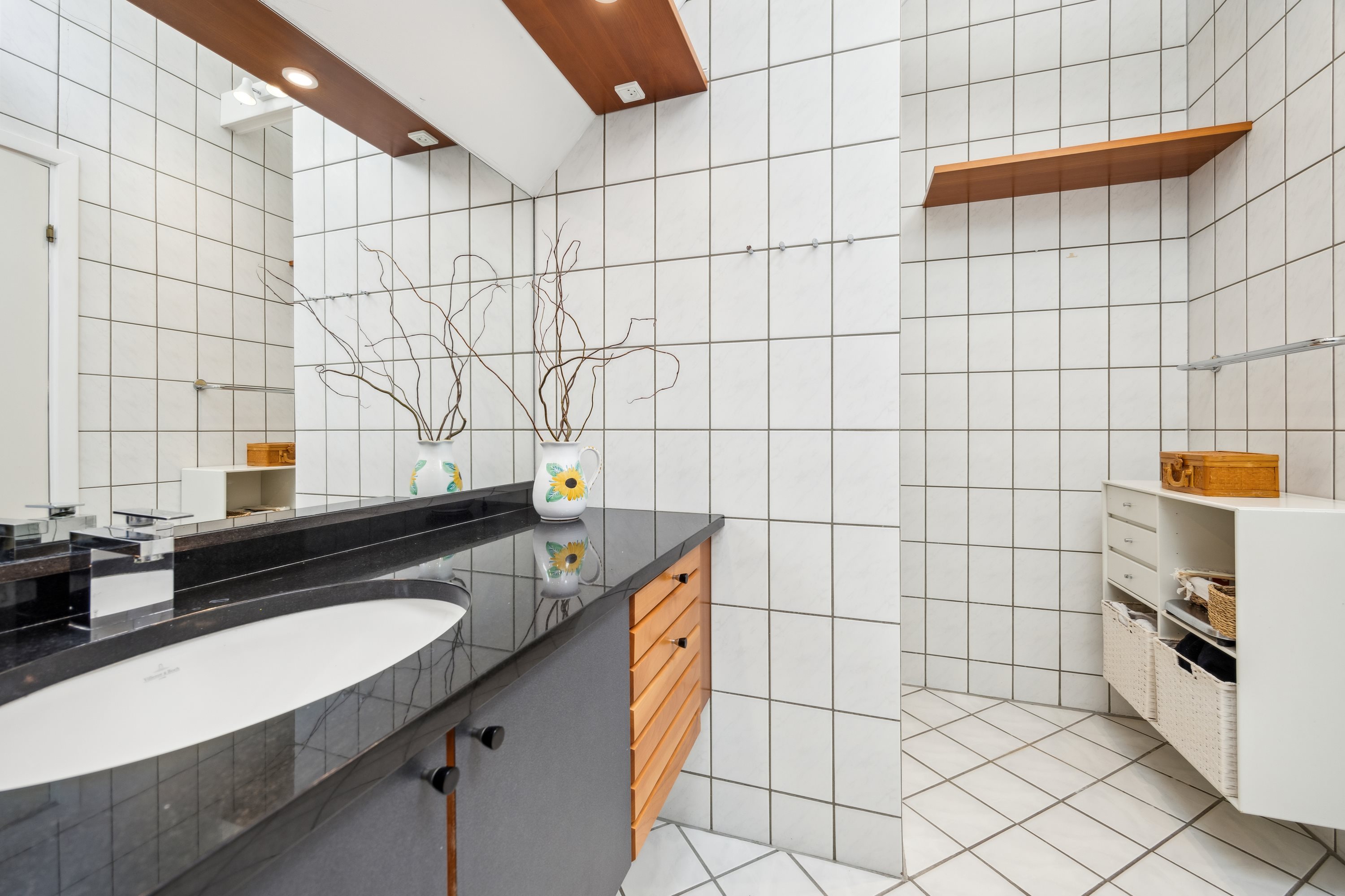 Fremhævet badeværelse billede i fuldskærmstilstand. Billede af Vestpieren 14, 9370 Hals