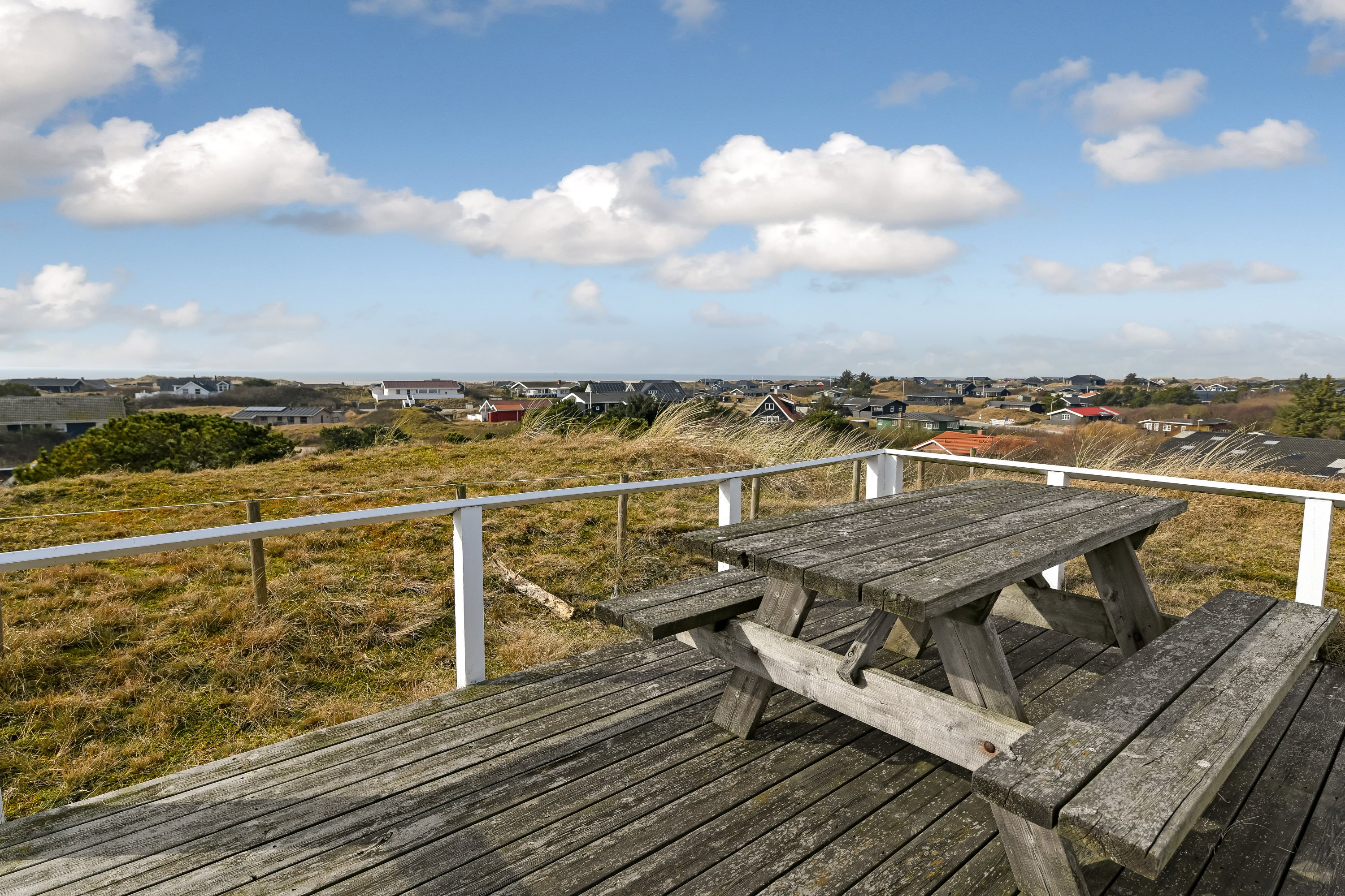 Fremhævet terrasse billede i fuldskærmstilstand. Billede af Lyngvej 10, Rindby Strand, 6720 Fanø
