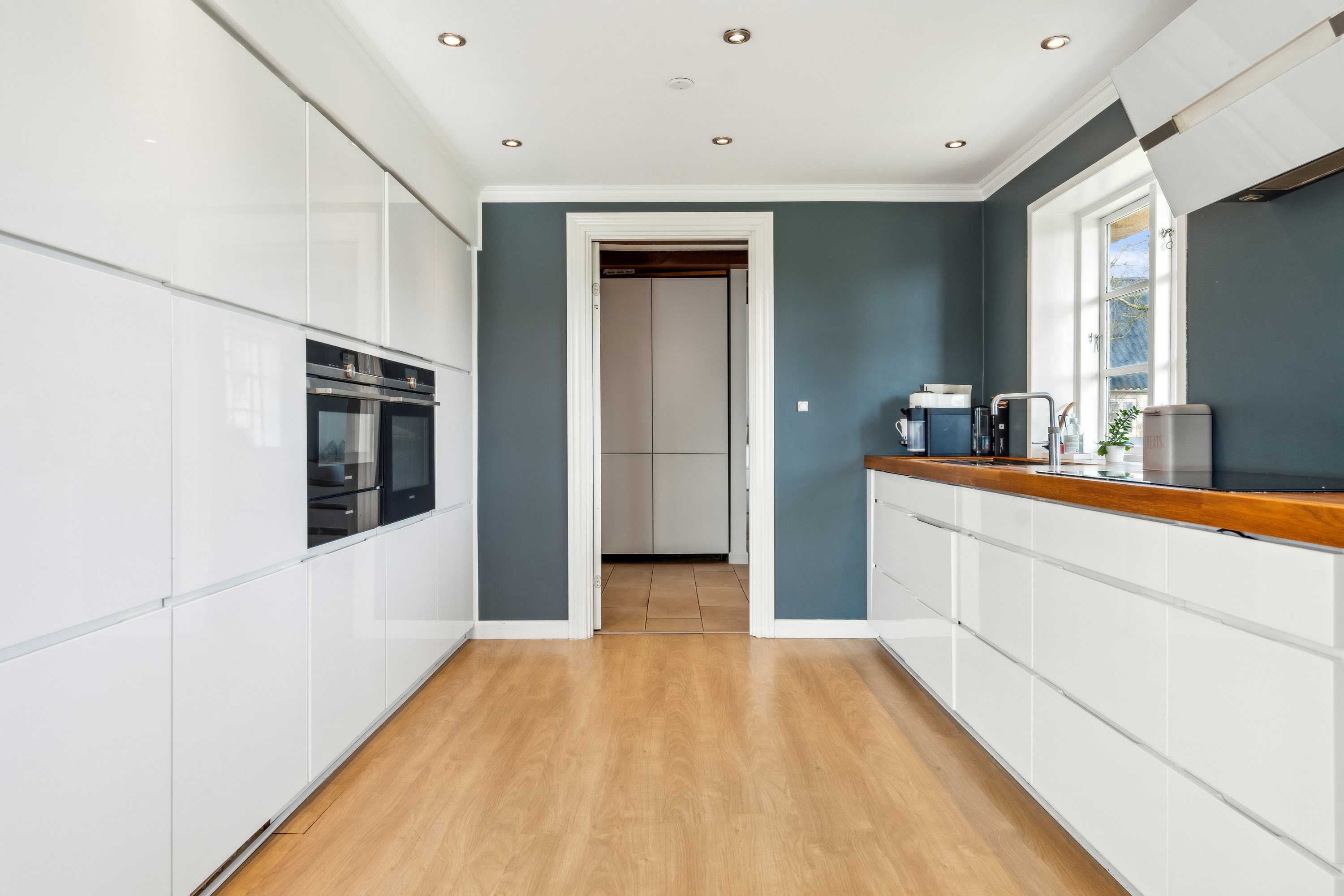 Fremhævet køkken billede i fuldskærmstilstand. Billede af Skrænten 9, Ø Tørslev, 8983 Gjerlev J