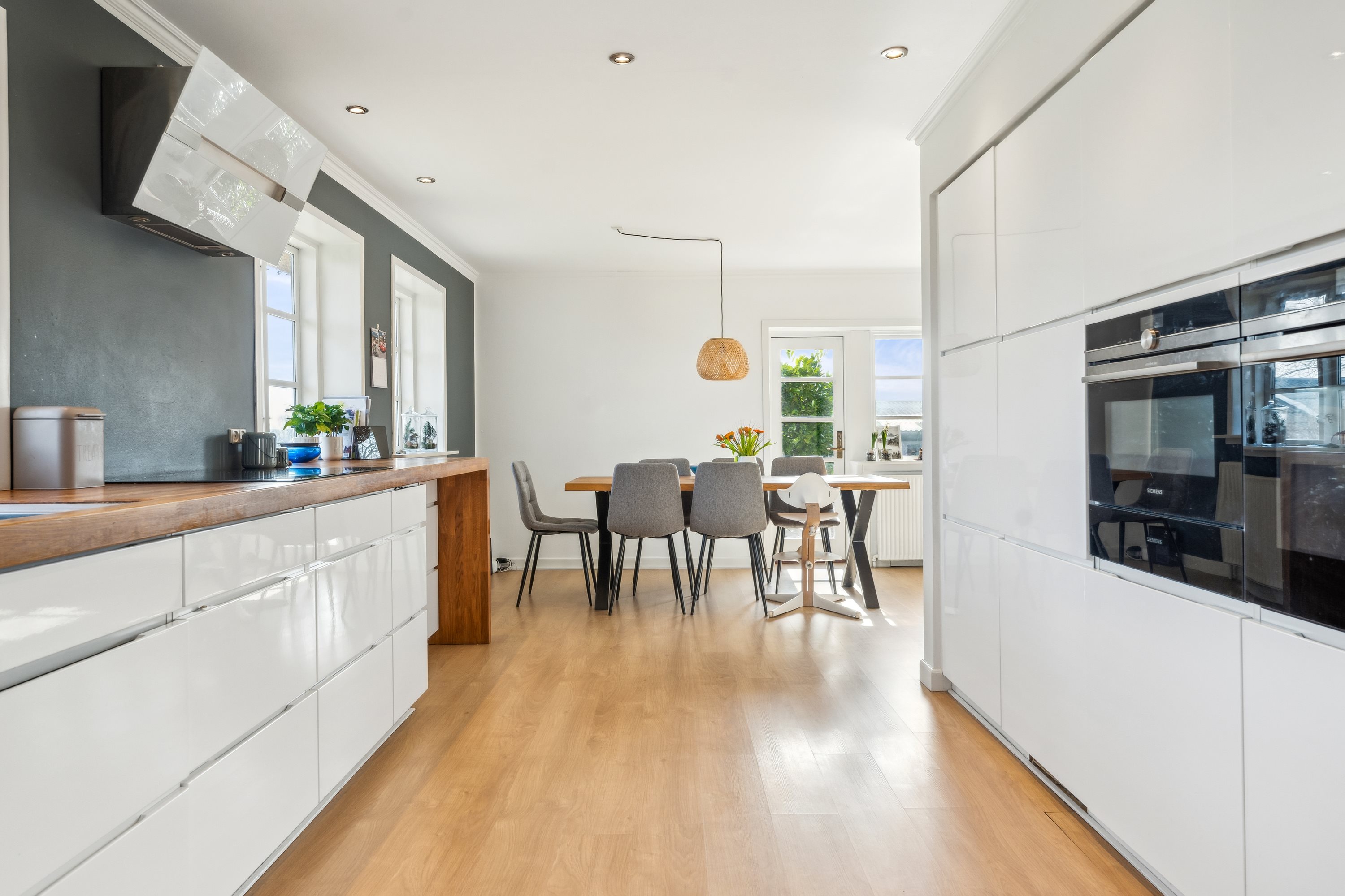 Fremhævet køkken billede i fuldskærmstilstand. Billede af Skrænten 9, Ø Tørslev, 8983 Gjerlev J