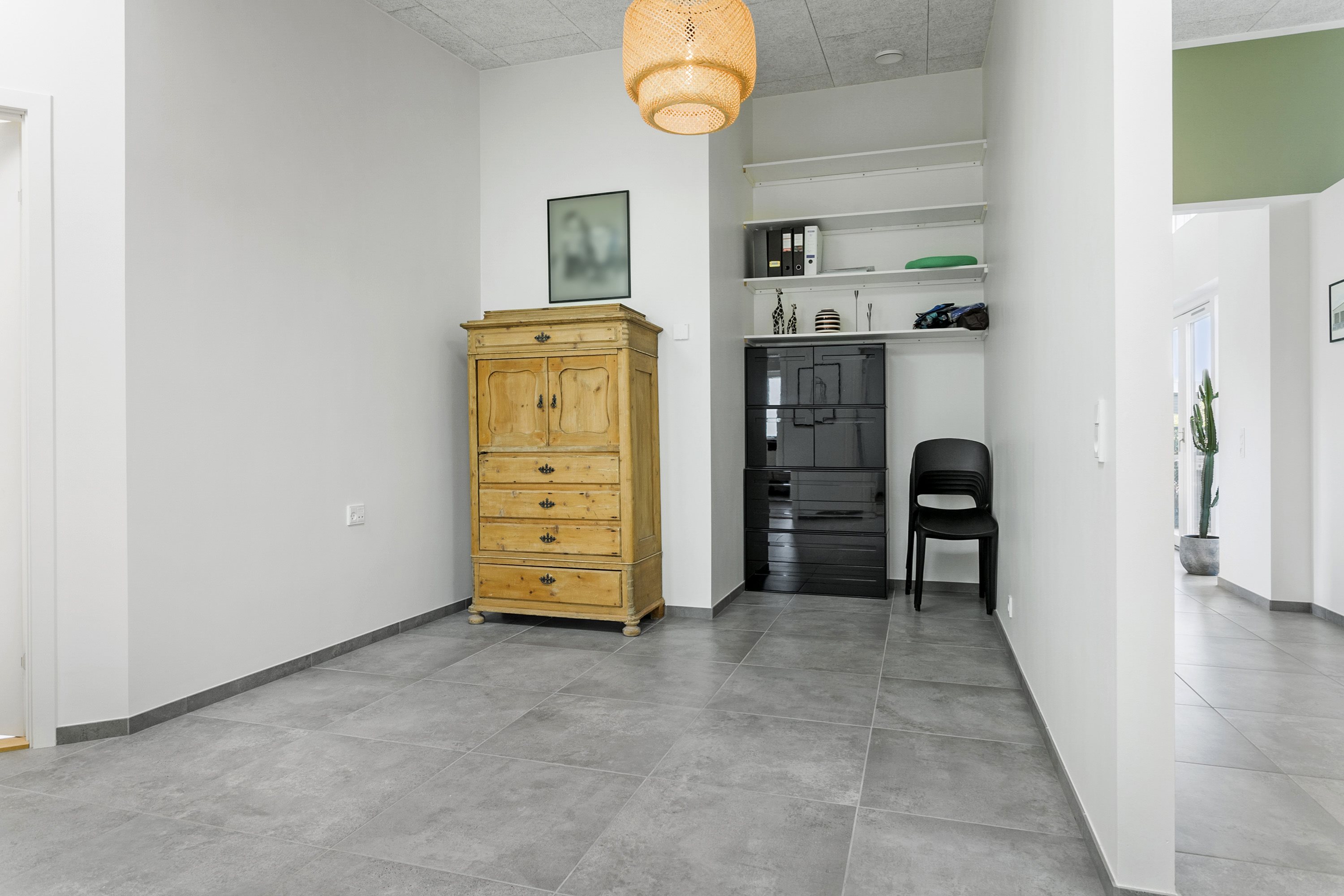 Fremhævet værelse billede i fuldskærmstilstand. Billede af Præstelunden 68, 8300 Odder