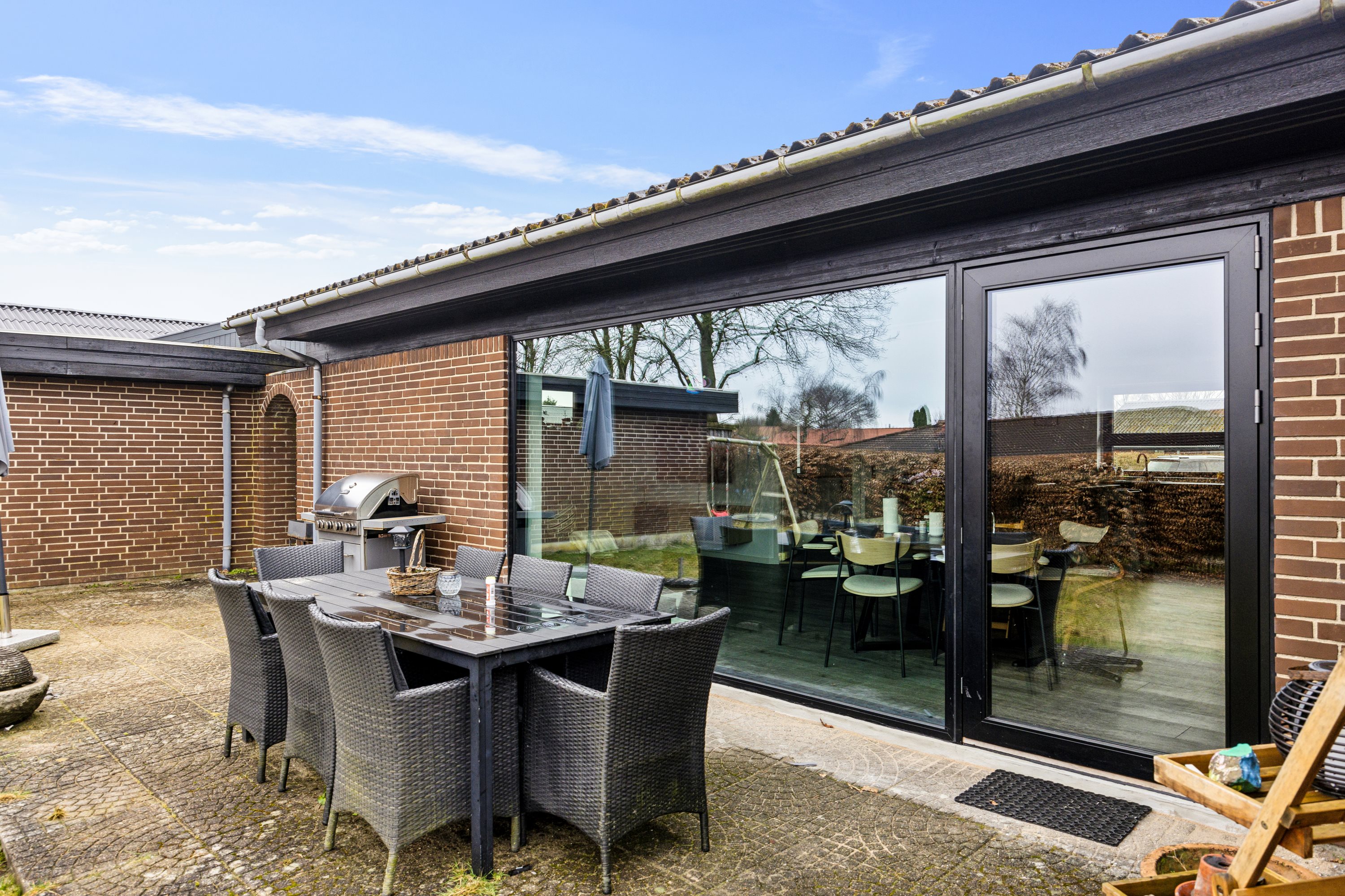 Fremhævet terrasse billede i fuldskærmstilstand. Billede af Farvervænget 73, 9500 Hobro