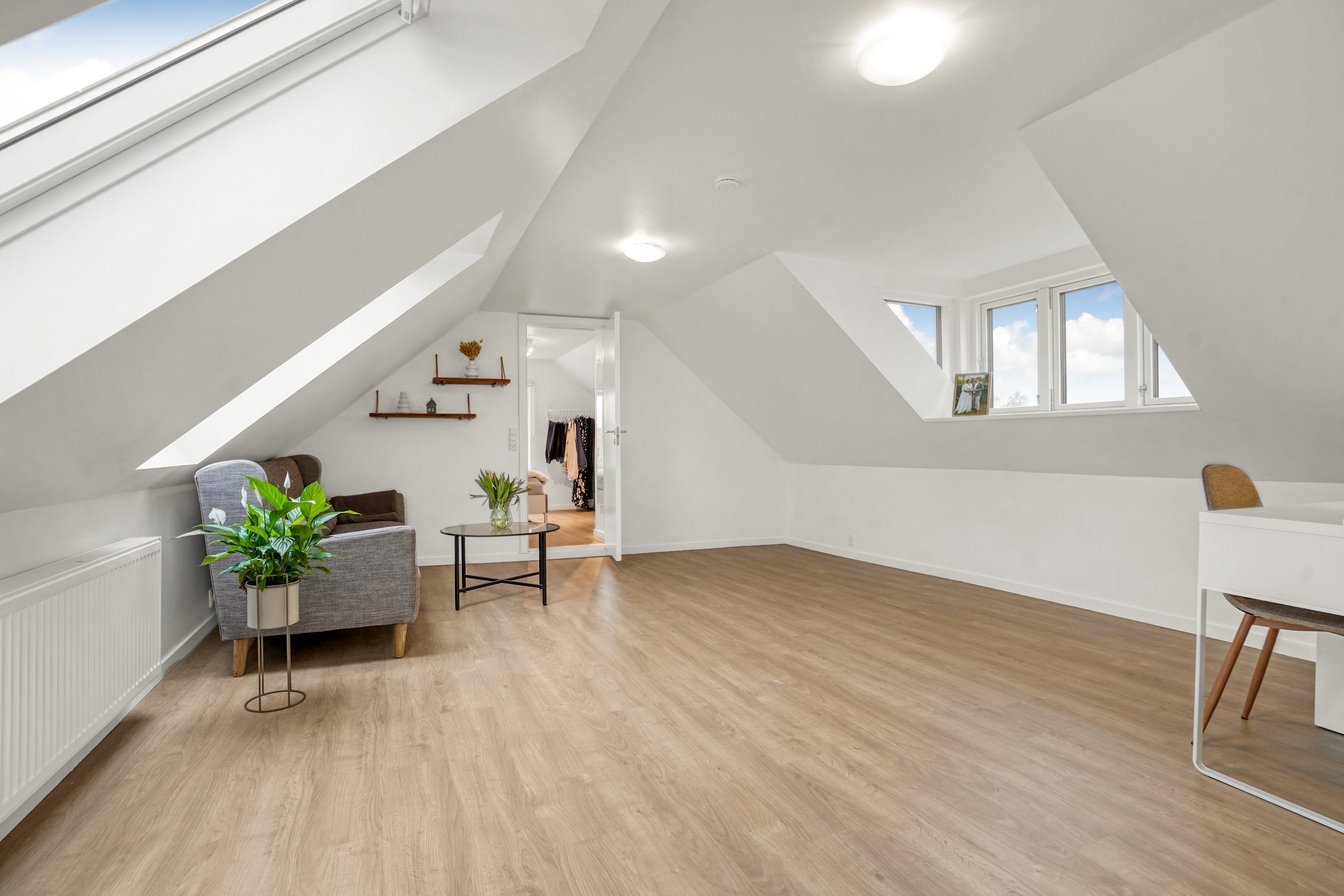 Fremhævet værelse billede i fuldskærmstilstand. Billede af Kalhavevej 63, Kalhave, 7171 Uldum