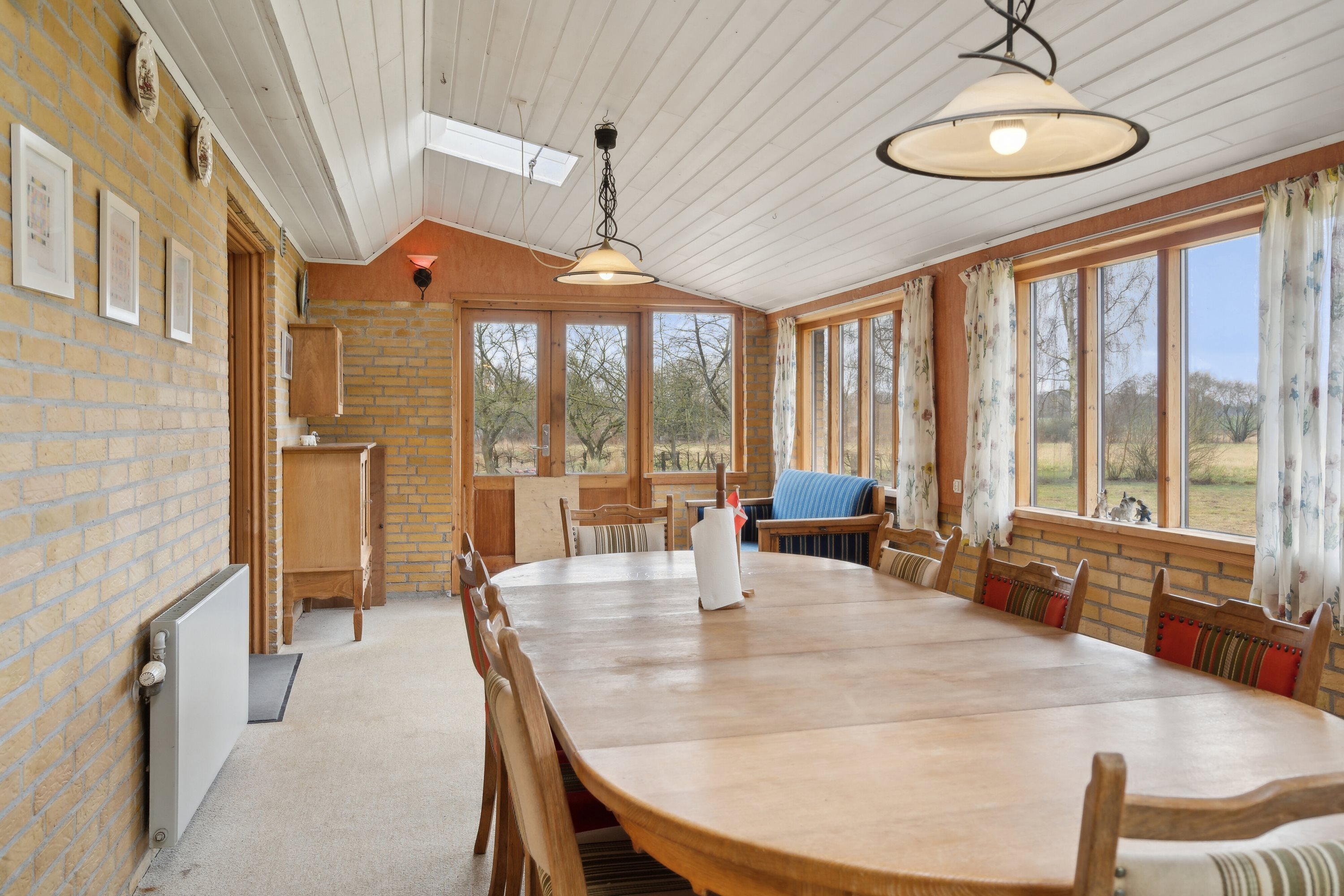 Fremhævet spisestue billede i fuldskærmstilstand. Billede af Skovgyden 53, Ørritslev Skov, 5450 Otterup