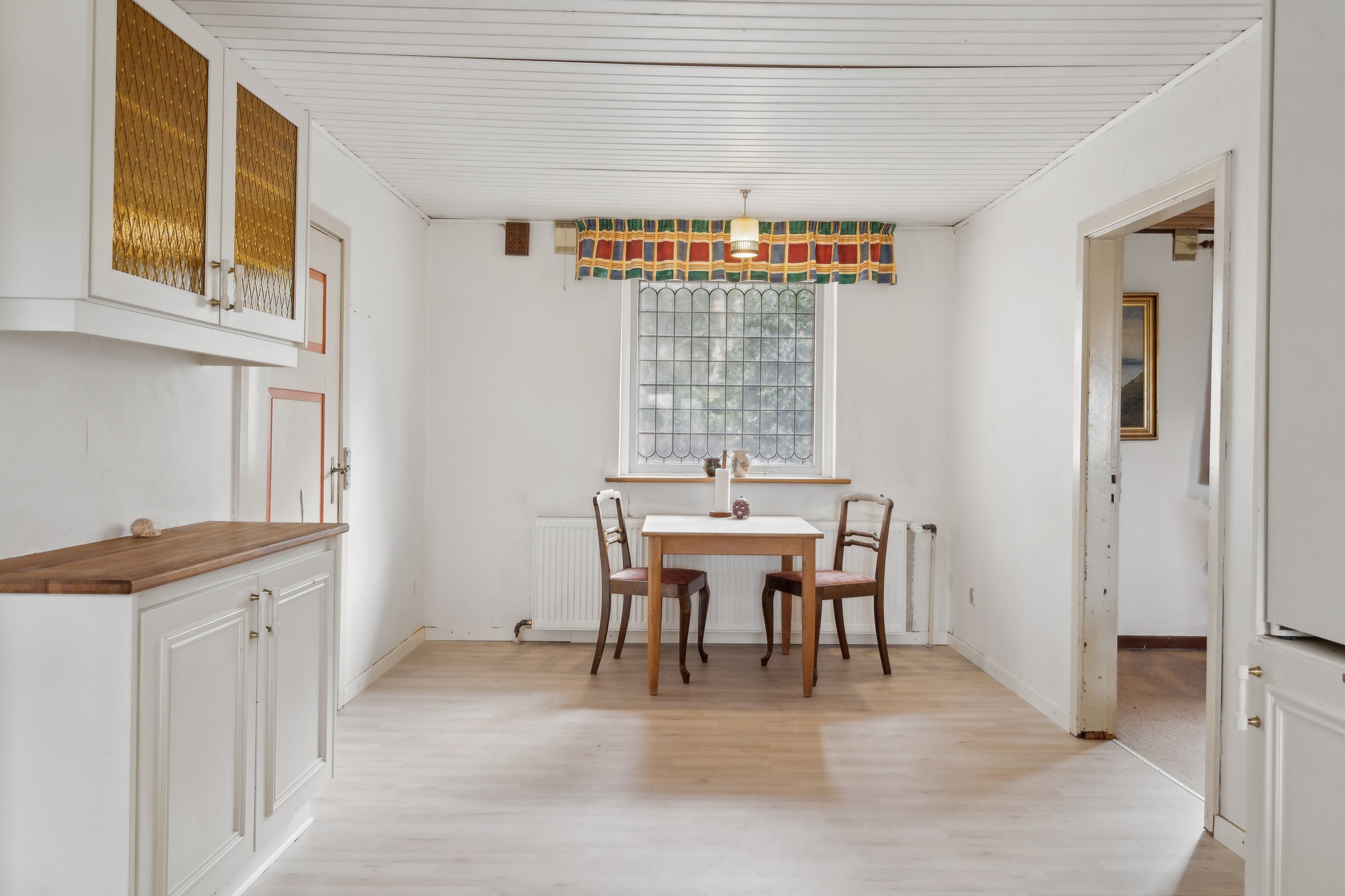 Fremhævet spisestue billede i fuldskærmstilstand. Billede af Skovgyden 53, Ørritslev Skov, 5450 Otterup