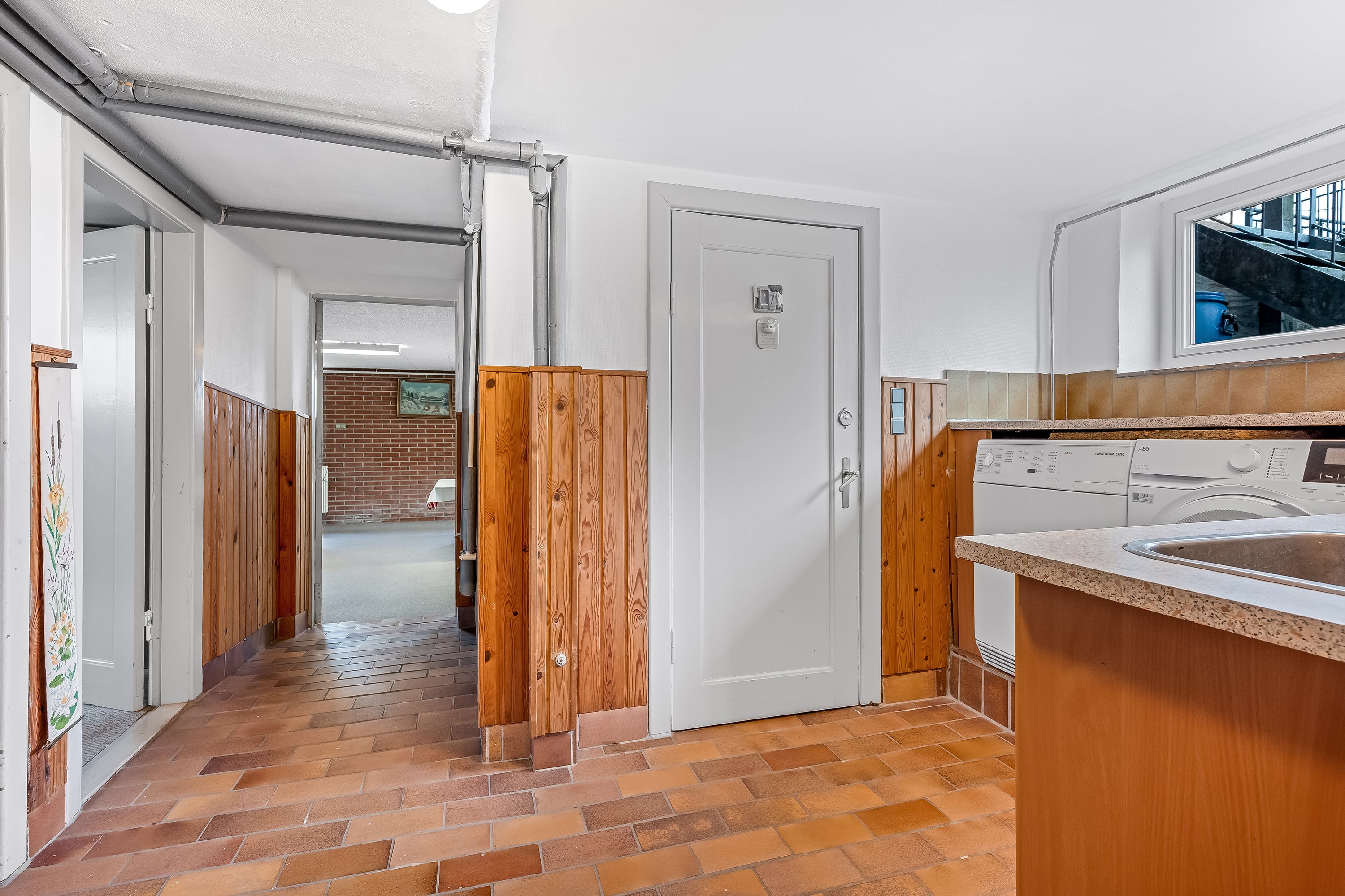Fremhævet vaskerum billede i fuldskærmstilstand. Billede af Bækmarksbrovej 153, Bøvling, 7650 Bøvlingbjerg