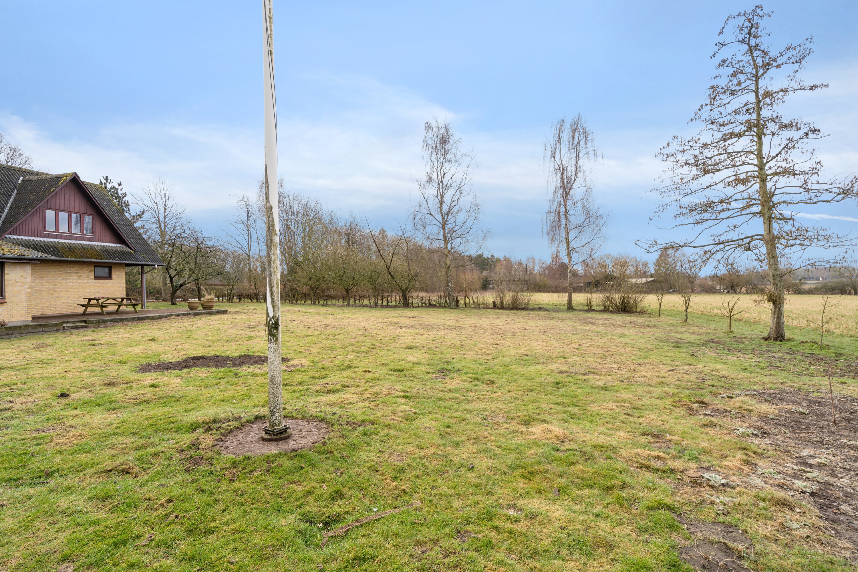 Fremhævet have billede i fuldskærmstilstand. Billede af Skovgyden 53, Ørritslev Skov, 5450 Otterup