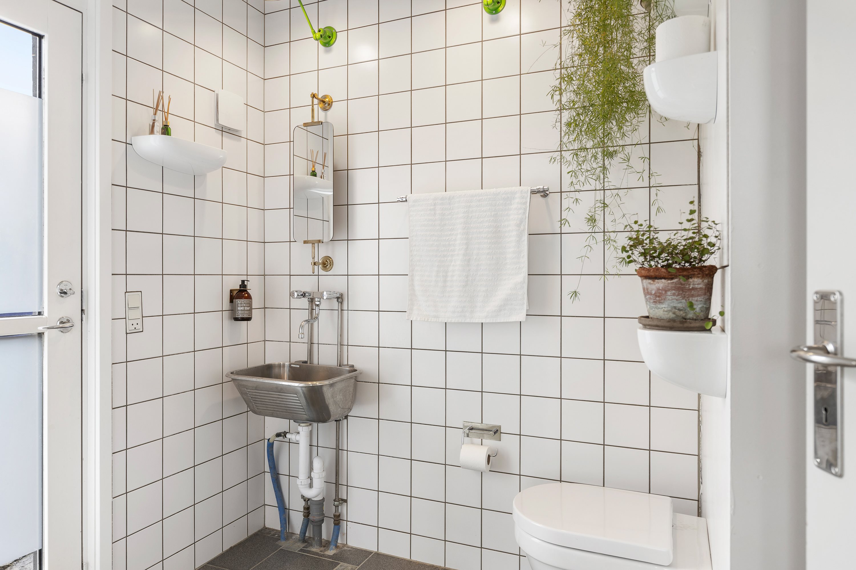 Fremhævet badeværelse billede i fuldskærmstilstand. Billede af Elkærvej 6, Tversted, 9881 Bindslev