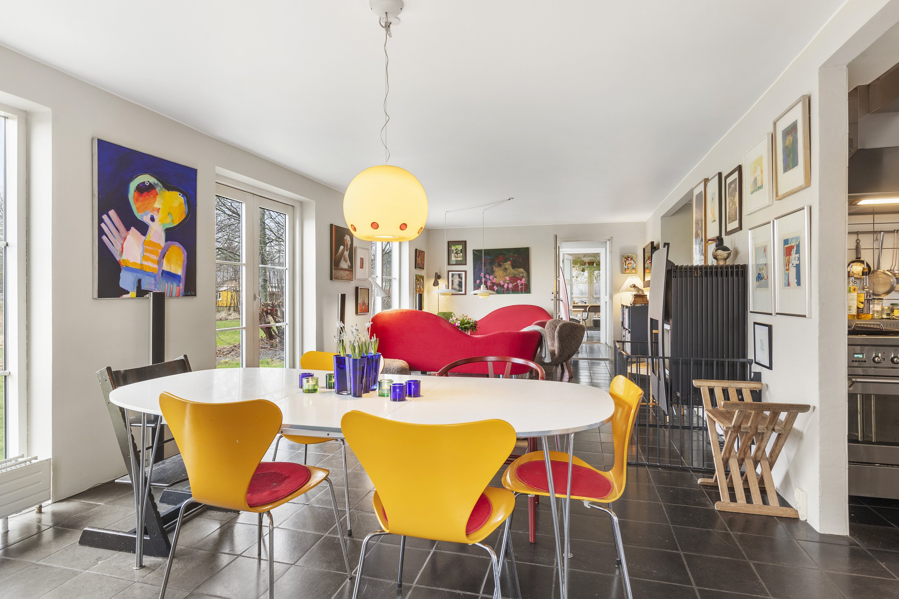 Fremhævet stue billede i fuldskærmstilstand. Billede af Elkærvej 6, Tversted, 9881 Bindslev