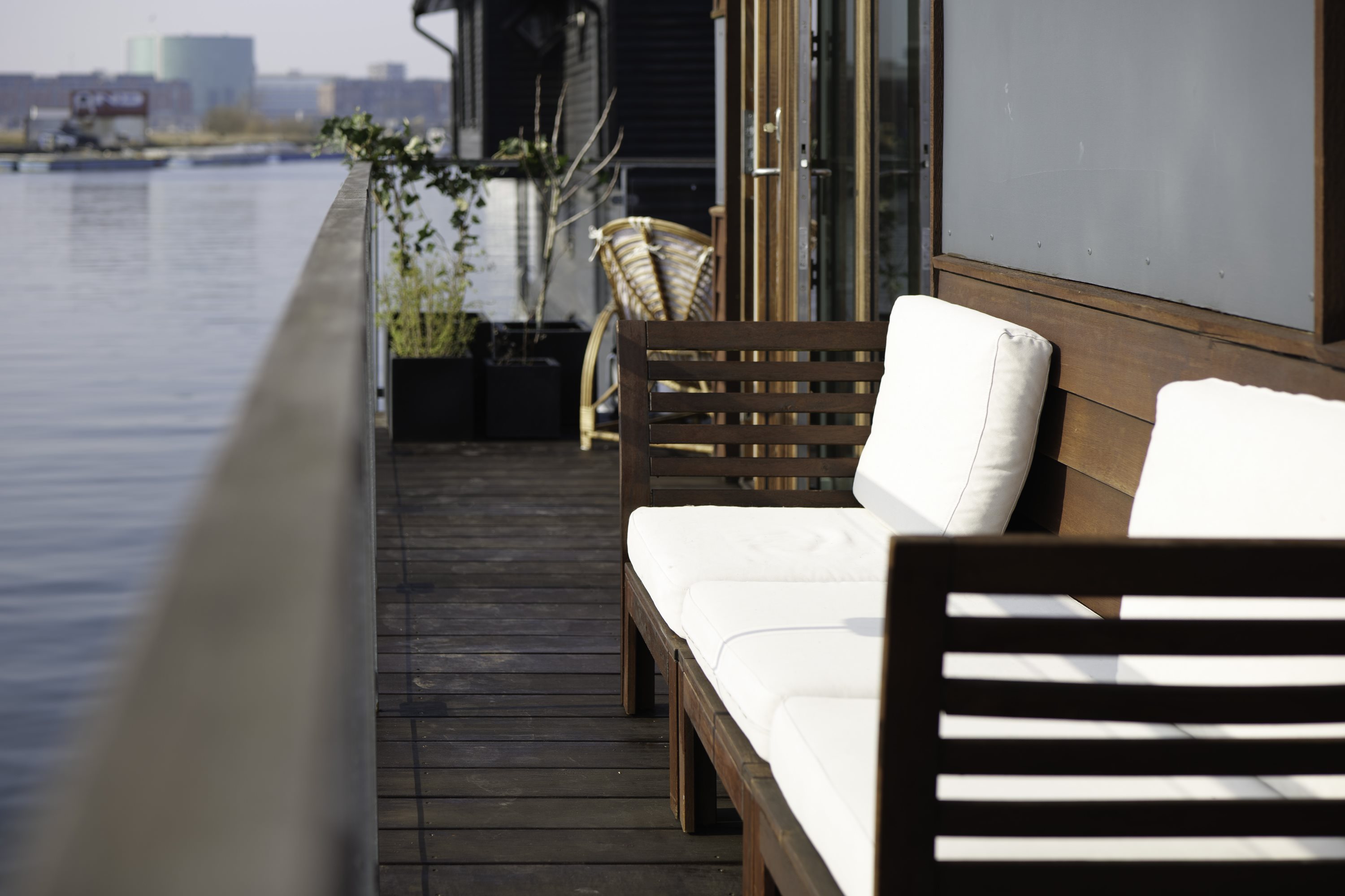 Fremhævet dæk billede i fuldskærmstilstand. Billede af William Wains Gade 13A, 1432 København K