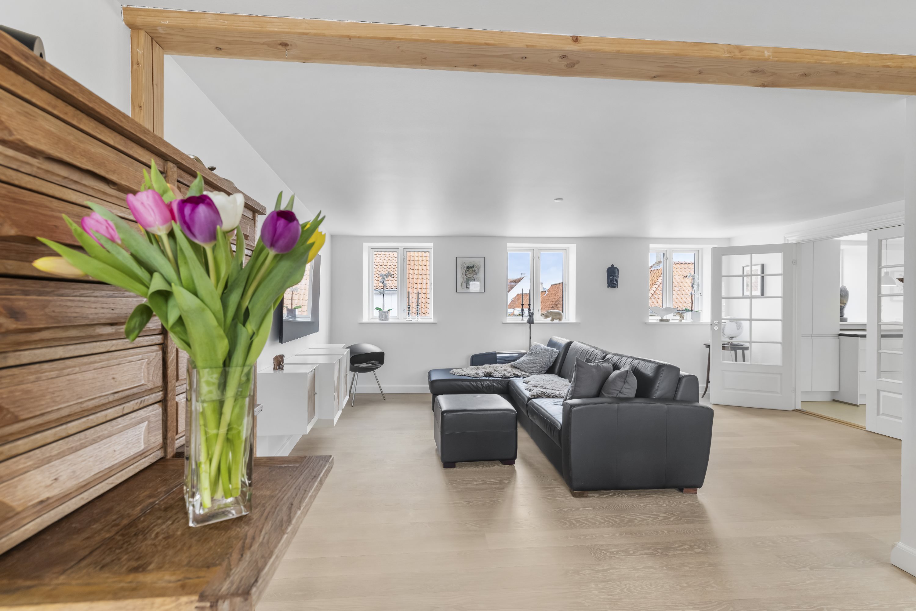 Fremhævet stue billede i fuldskærmstilstand. Billede af Østergade 26B, 5600 Faaborg