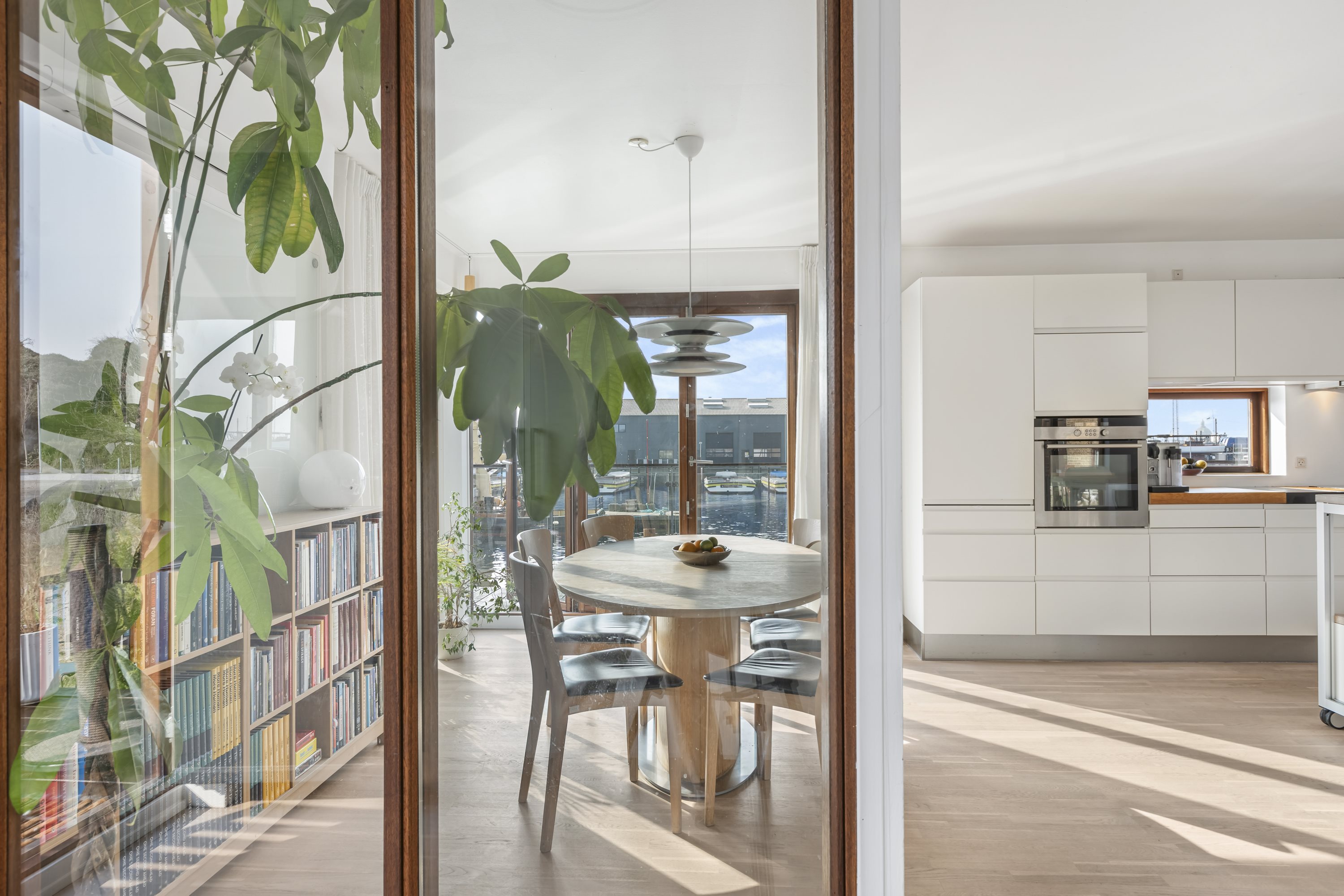 Miniaturebillede 2: spisestue. Billede af William Wains Gade 13A, 1432 København K