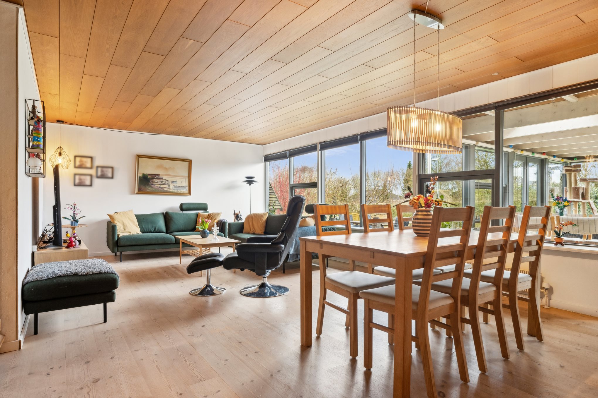 Fremhævet stue billede i fuldskærmstilstand. Billede af Sigsvej 1, Mejlby, 8981 Spentrup