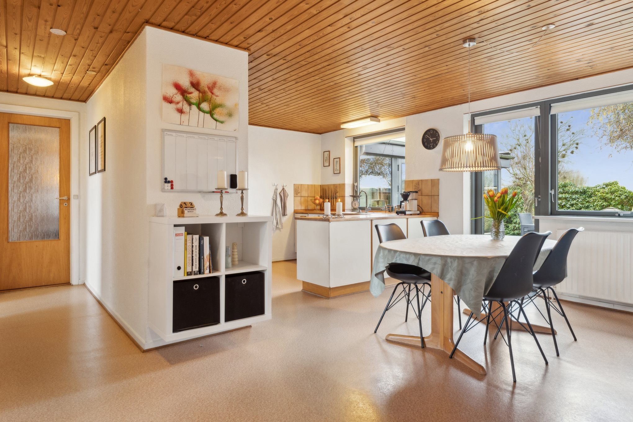 Fremhævet stue billede i fuldskærmstilstand. Billede af Sigsvej 1, Mejlby, 8981 Spentrup