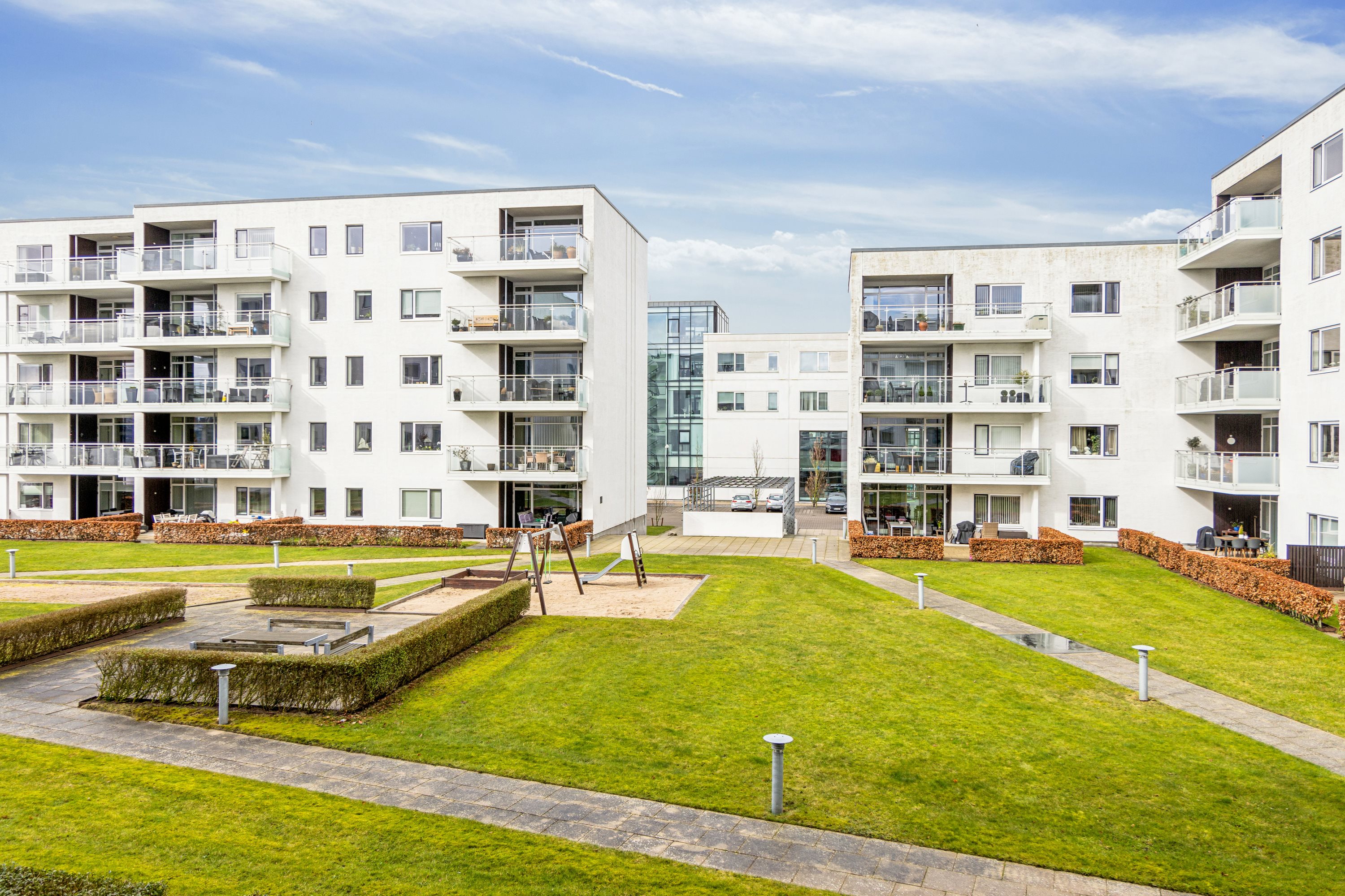 Fremhævet ejendom 1 billede i fuldskærmstilstand. Billede af Carl Klitgaards Vej 25, 1. tv., 9400 Nørresundby