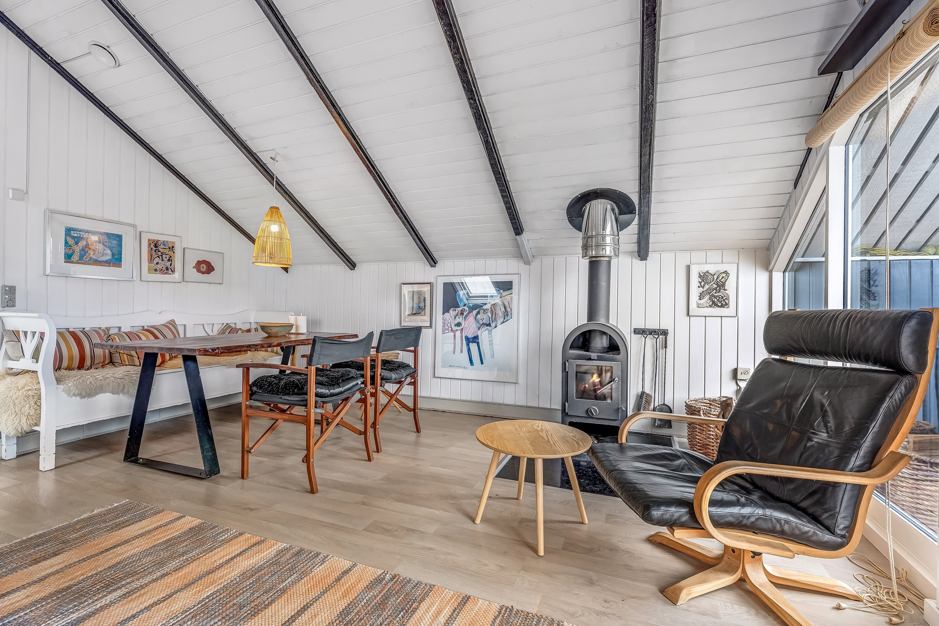 Fremhævet stue billede i fuldskærmstilstand. Billede af Smedestræde 3, Hummingen, 4983 Dannemare