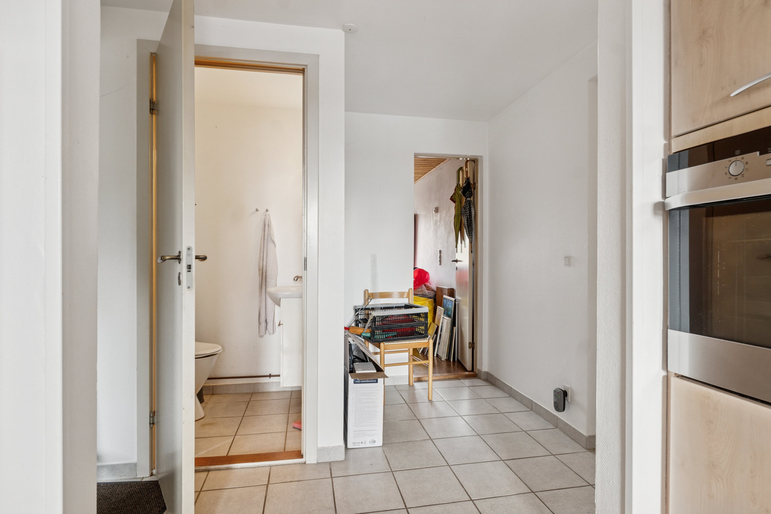 Fremhævet hall billede i fuldskærmstilstand. Billede af Kamillevej 18, 4750 Lundby