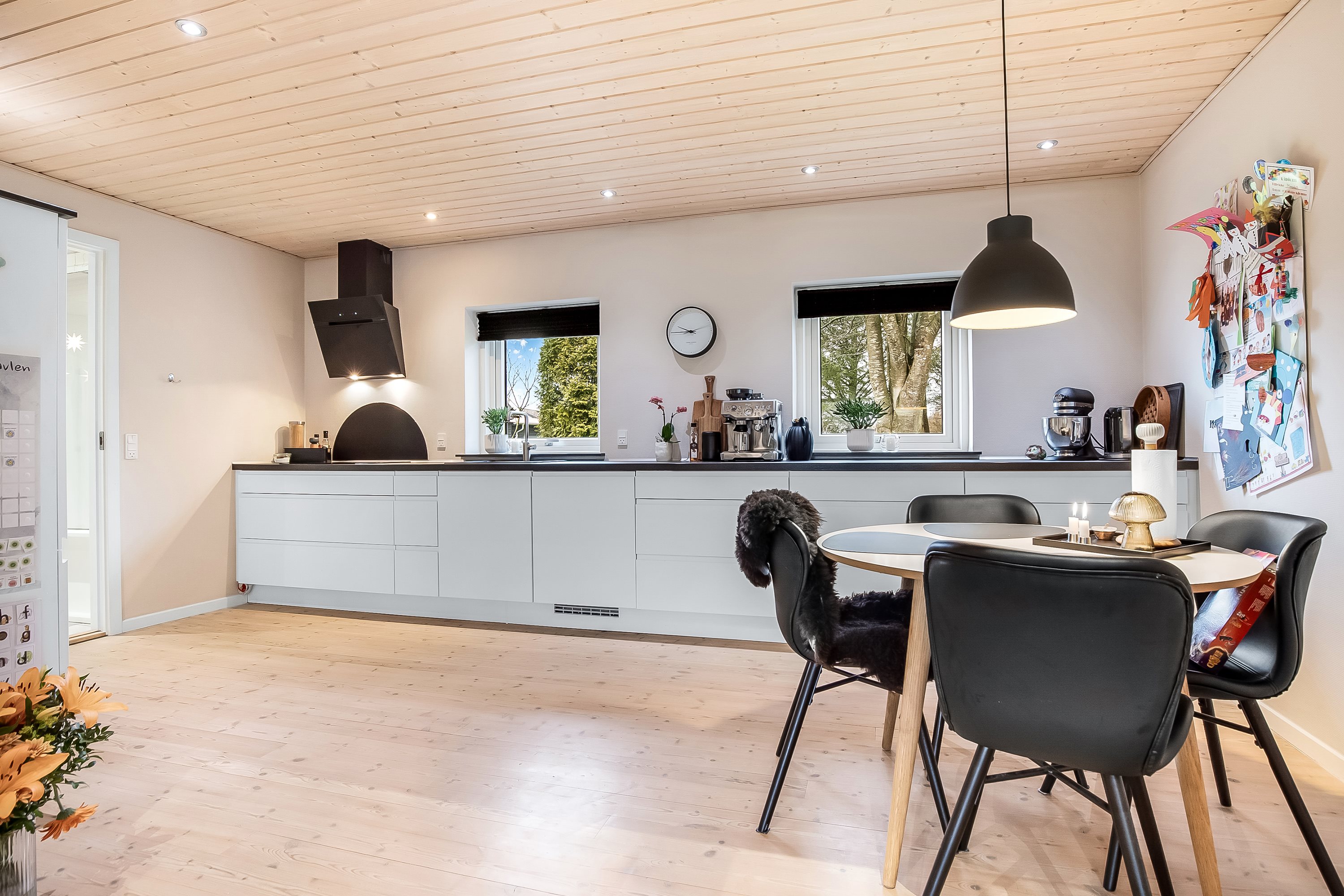 Miniaturebillede 1: køkken. Billede af Østerbæk 2, Hjarup, 6580 Vamdrup