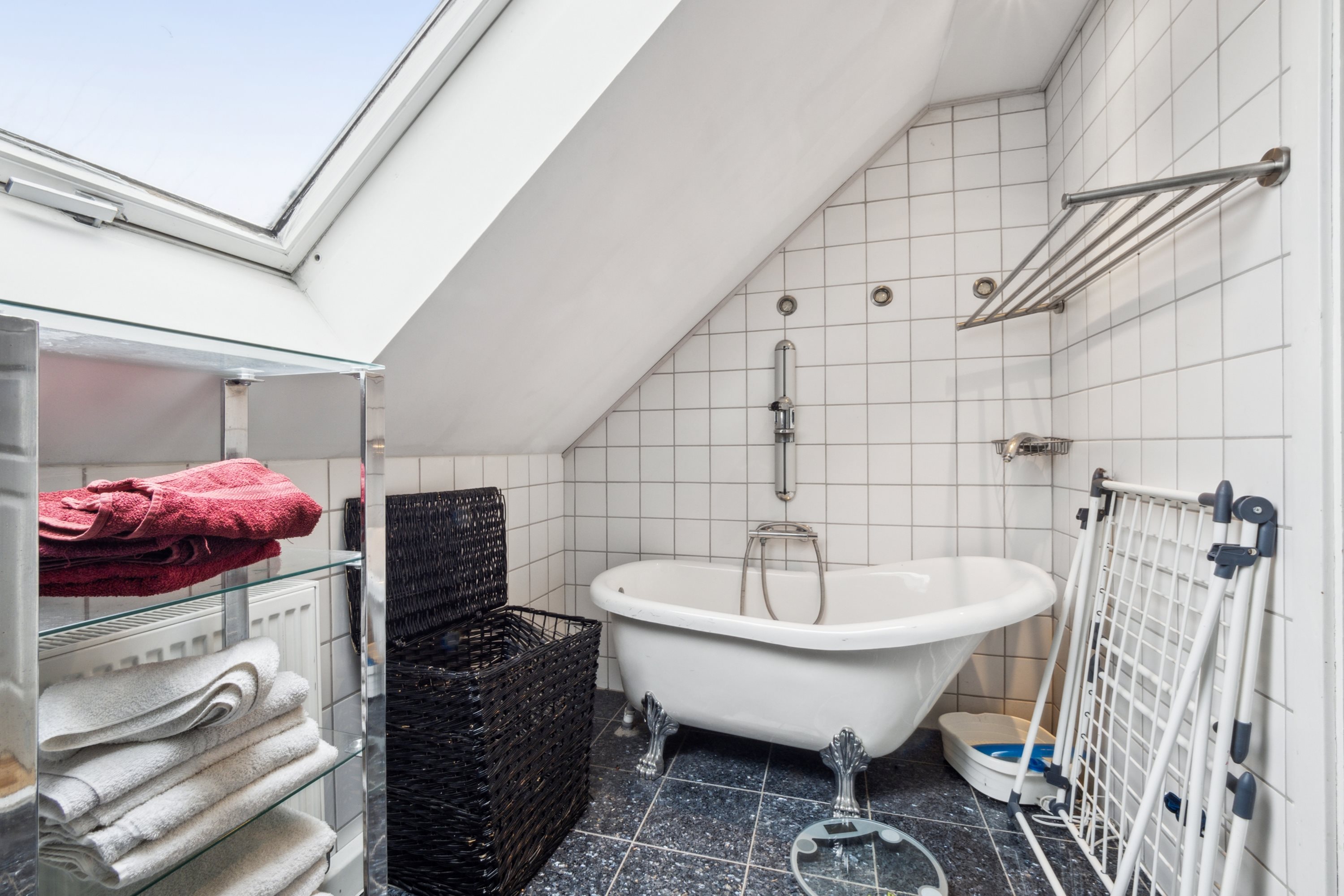 Fremhævet badeværelse billede i fuldskærmstilstand. Billede af Svalevej 20, Mønsted, 8800 Viborg