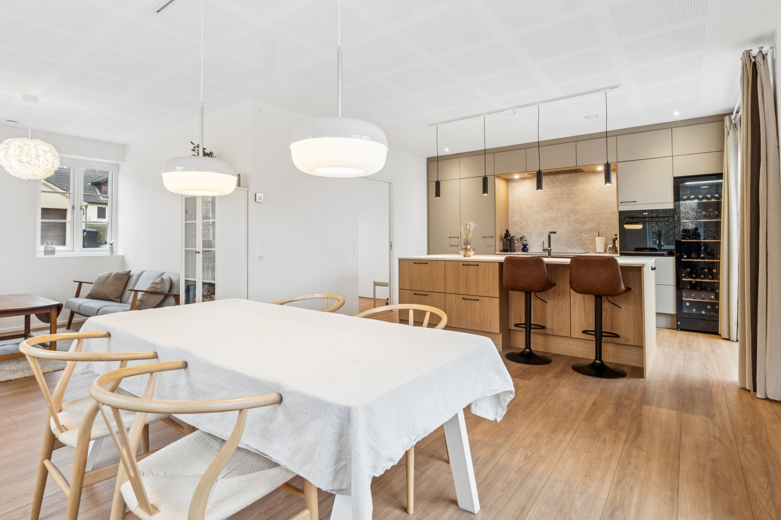 Fremhævet stue billede i fuldskærmstilstand. Billede af Skådevej 5, Skåde, 8270 Højbjerg