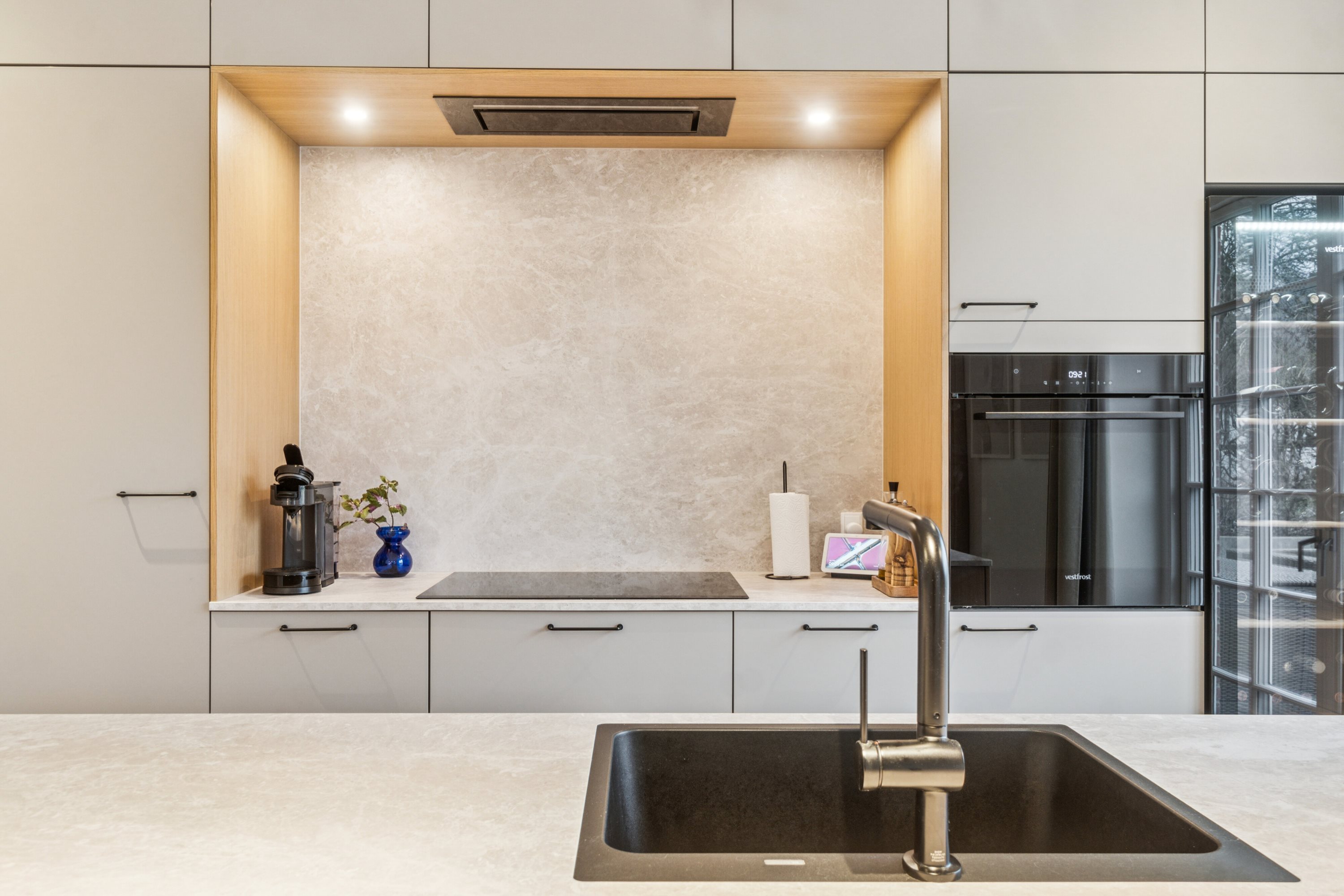 Fremhævet køkken billede i fuldskærmstilstand. Billede af Skådevej 5, Skåde, 8270 Højbjerg