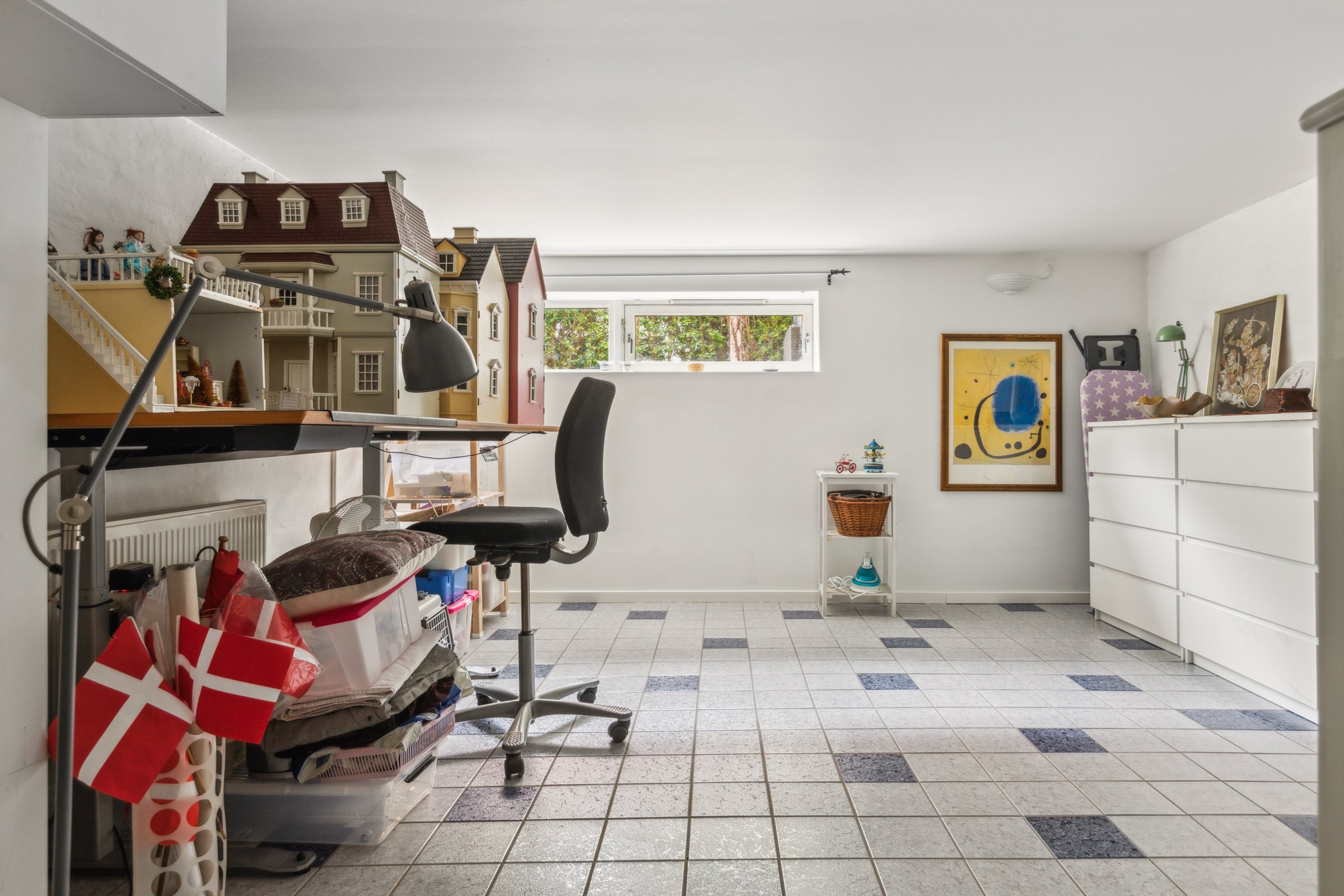 Fremhævet værelse billede i fuldskærmstilstand. Billede af Sophus Falcks Alle 13, 2791 Dragør