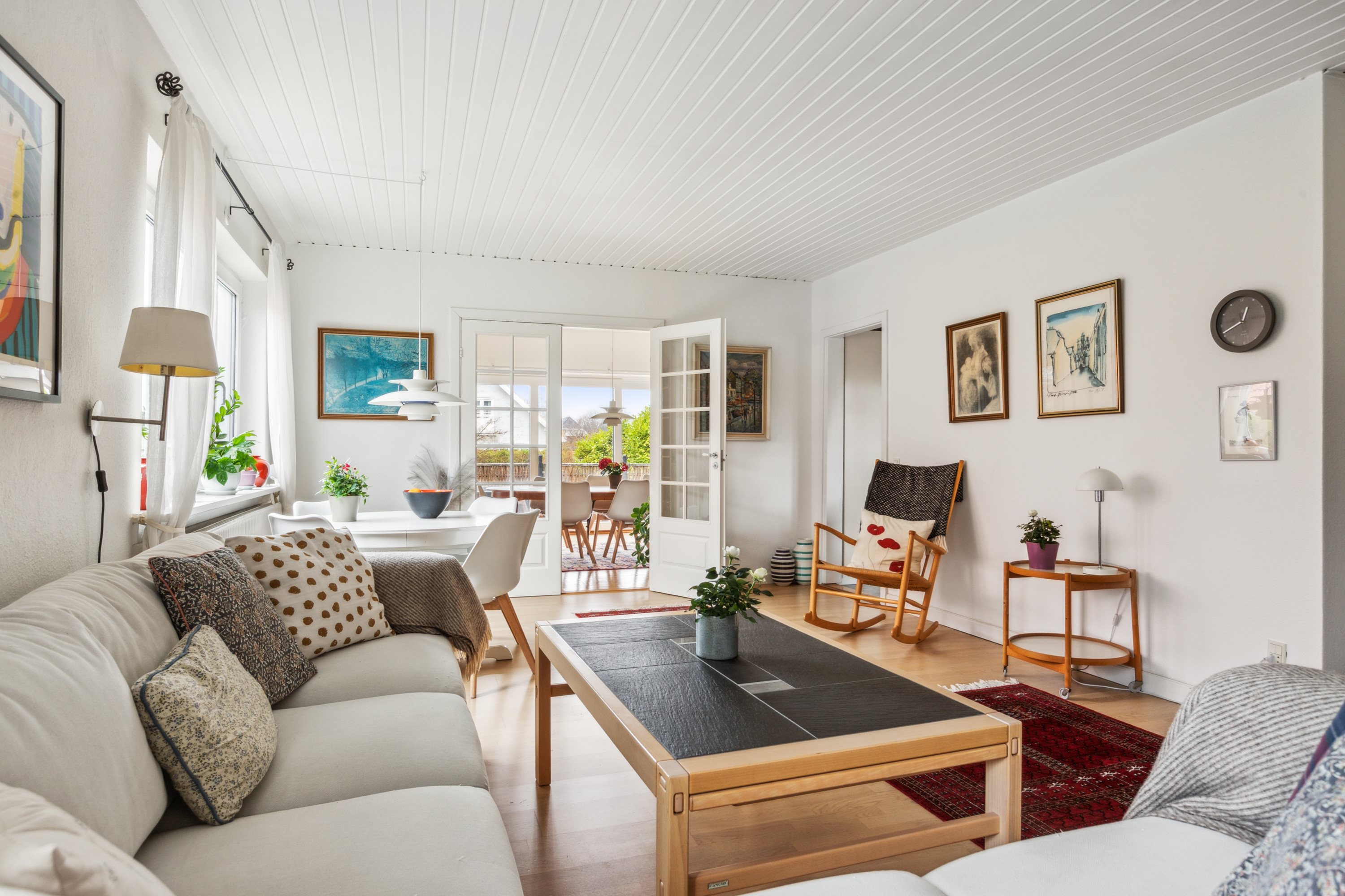 Fremhævet stue billede i fuldskærmstilstand. Billede af Sophus Falcks Alle 13, 2791 Dragør