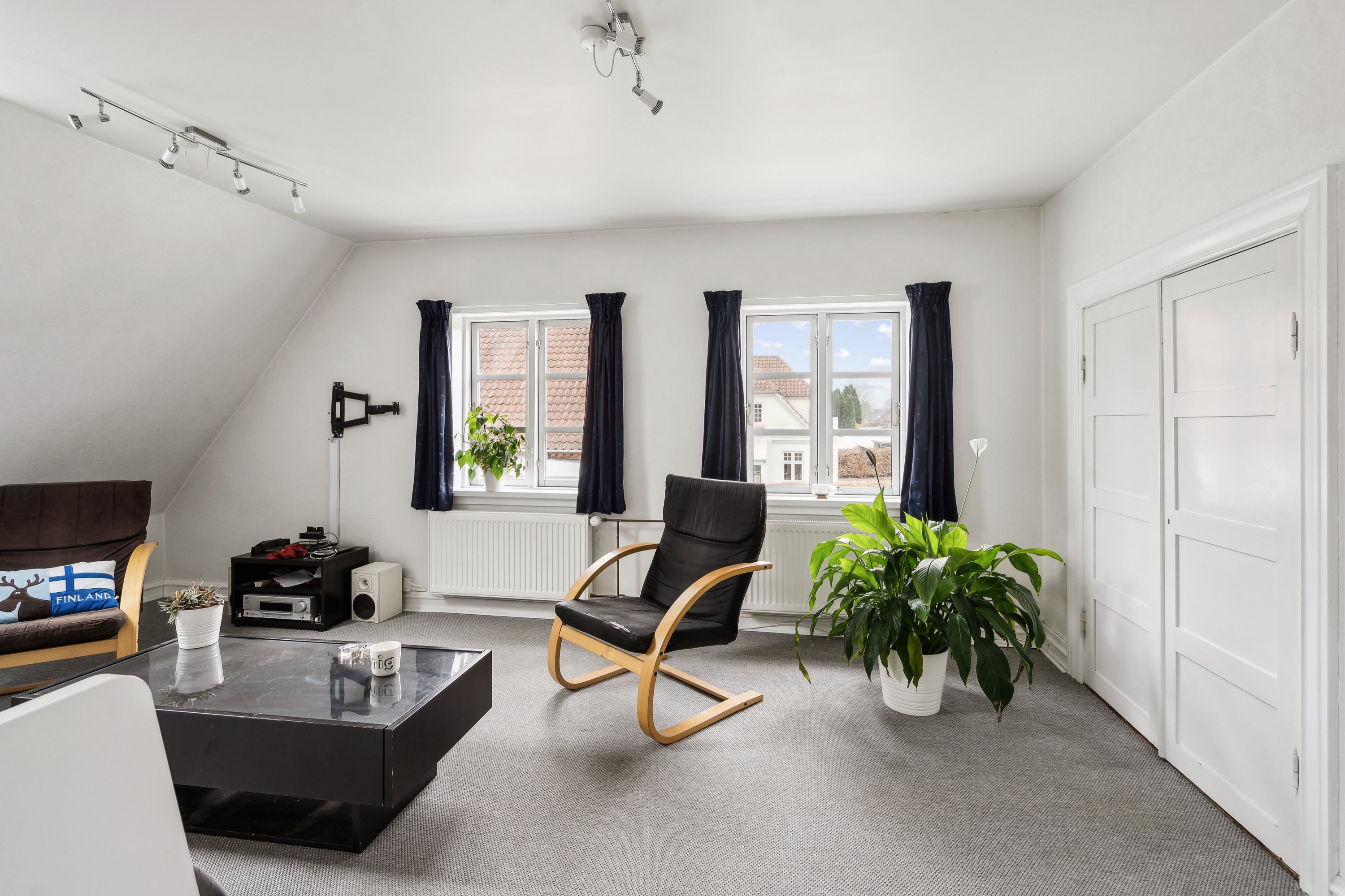 Fremhævet stue billede i fuldskærmstilstand. Billede af Odensevej 14, Verninge, 5690 Tommerup