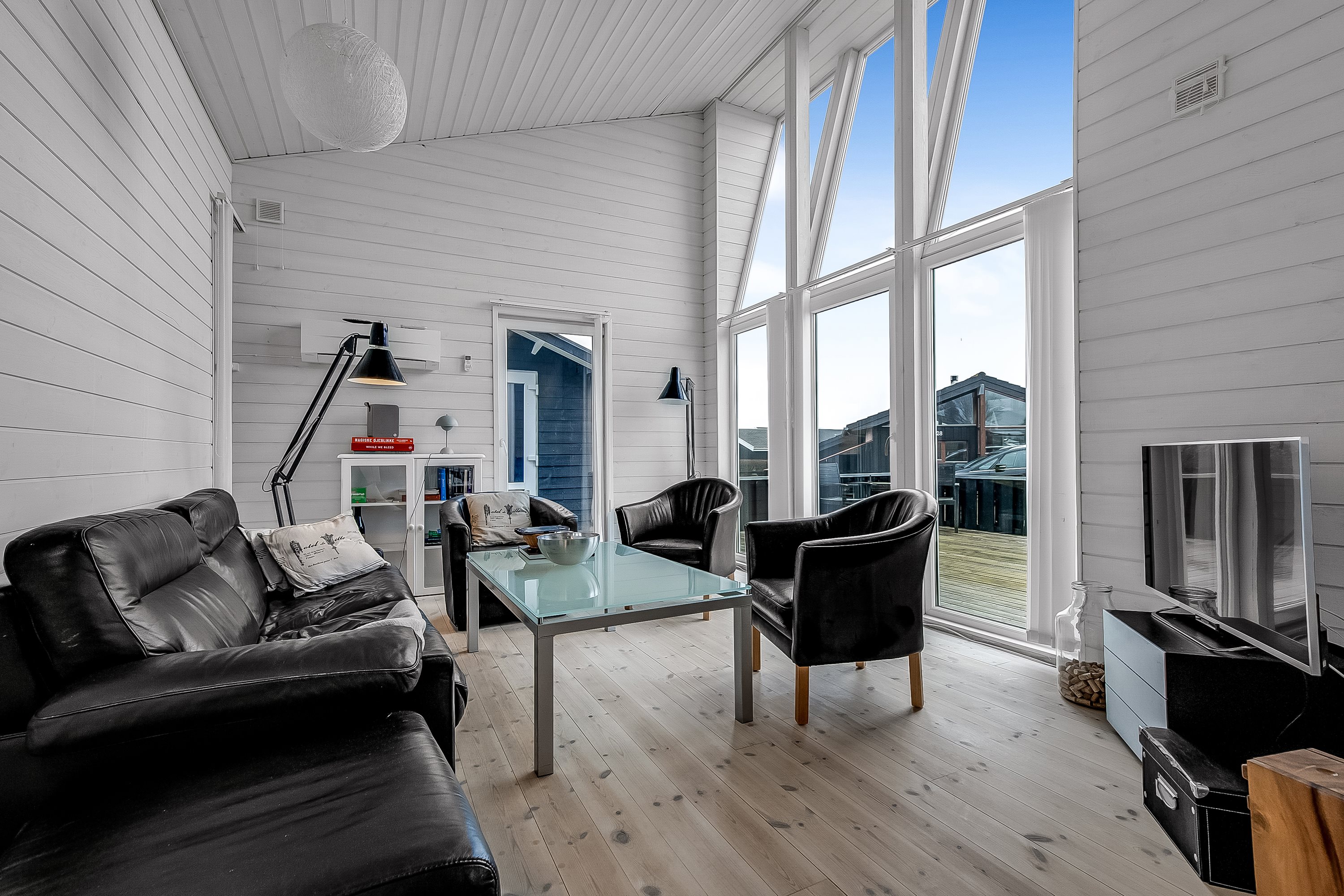 Fremhævet stue billede i fuldskærmstilstand. Billede af Rugmarken 30, Grønninghoved, 6093 Sjølund