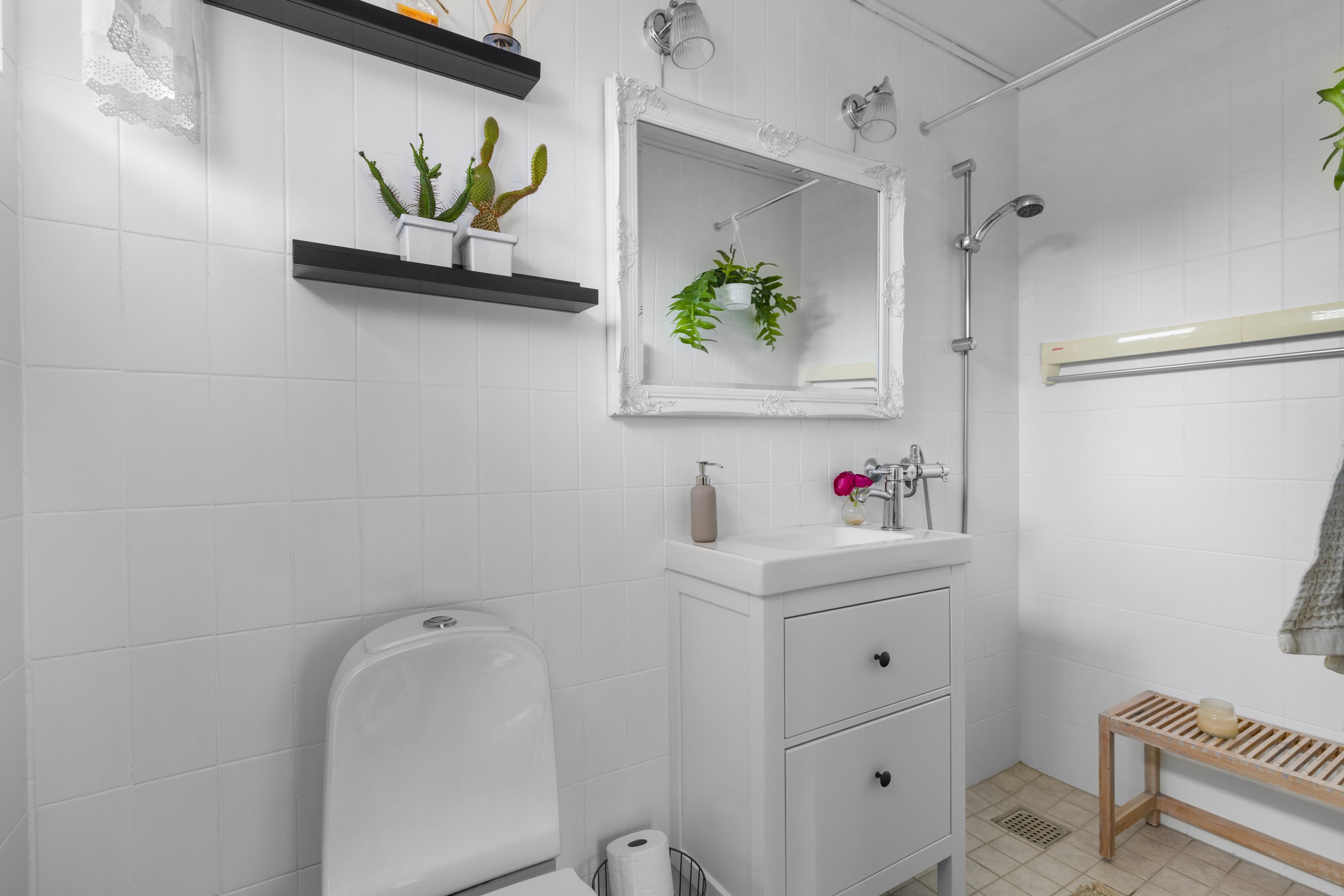 Fremhævet badeværelse  billede i fuldskærmstilstand. Billede af Dauretoften 2, Svanninge, 5600 Faaborg