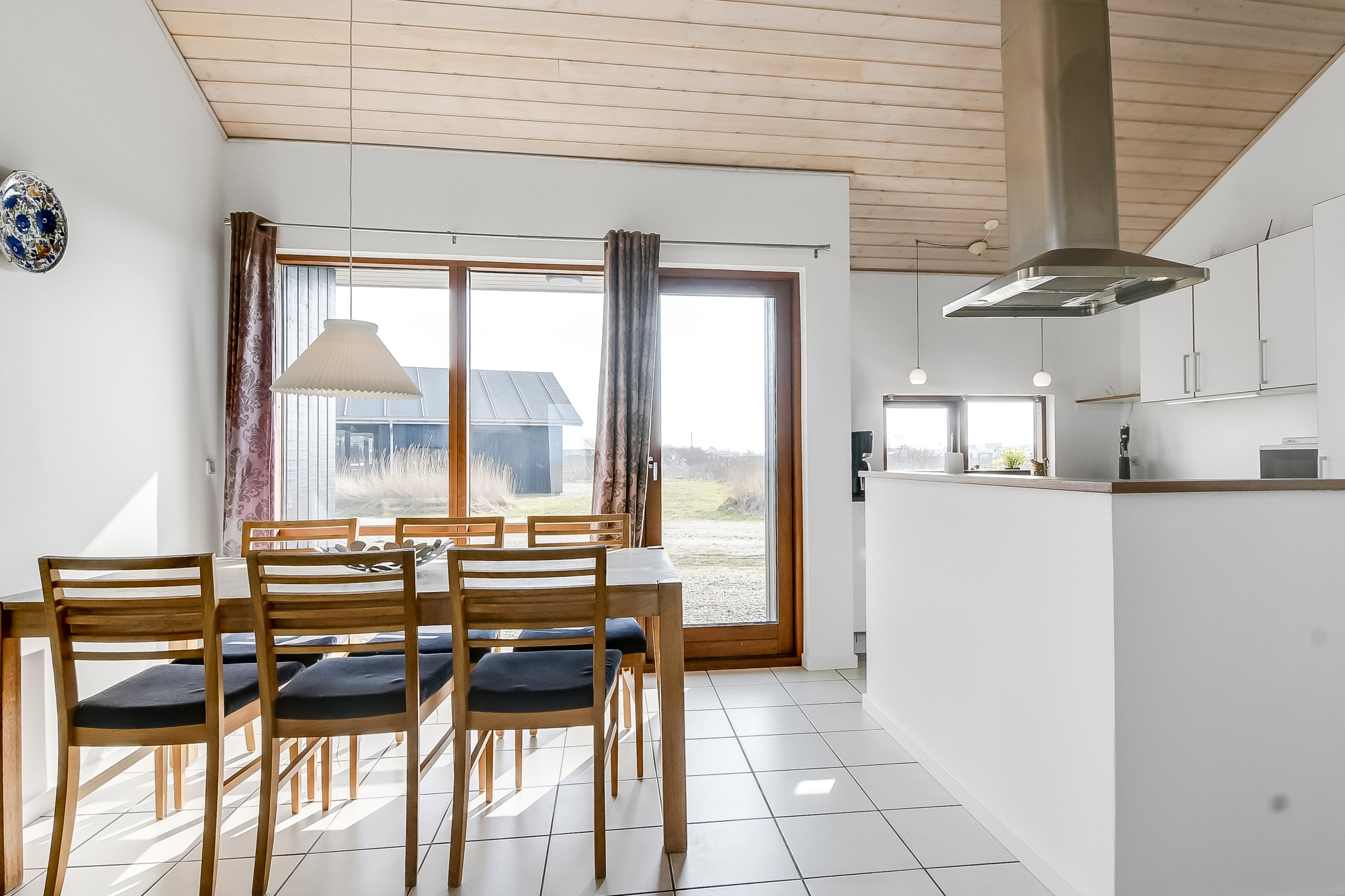 Fremhævet køkken billede i fuldskærmstilstand. Billede af Klitengene 1, Thorsminde, 6990 Ulfborg