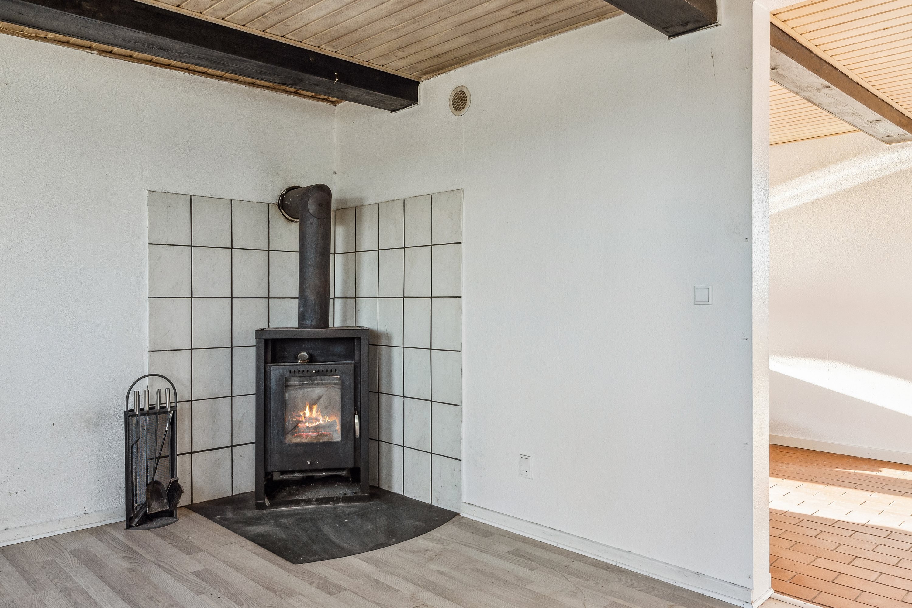 Fremhævet køkken billede i fuldskærmstilstand. Billede af Ærteholmsvej 50, Gjerlev, 8983 Gjerlev J