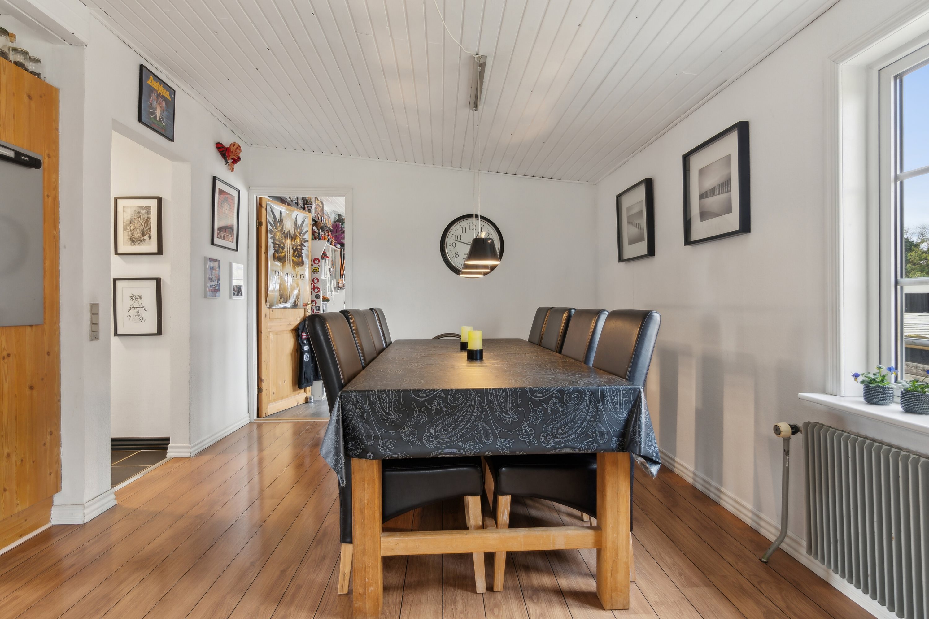 Fremhævet spisestue billede i fuldskærmstilstand. Billede af Engtoften 1A, Tilsted, 7700 Thisted