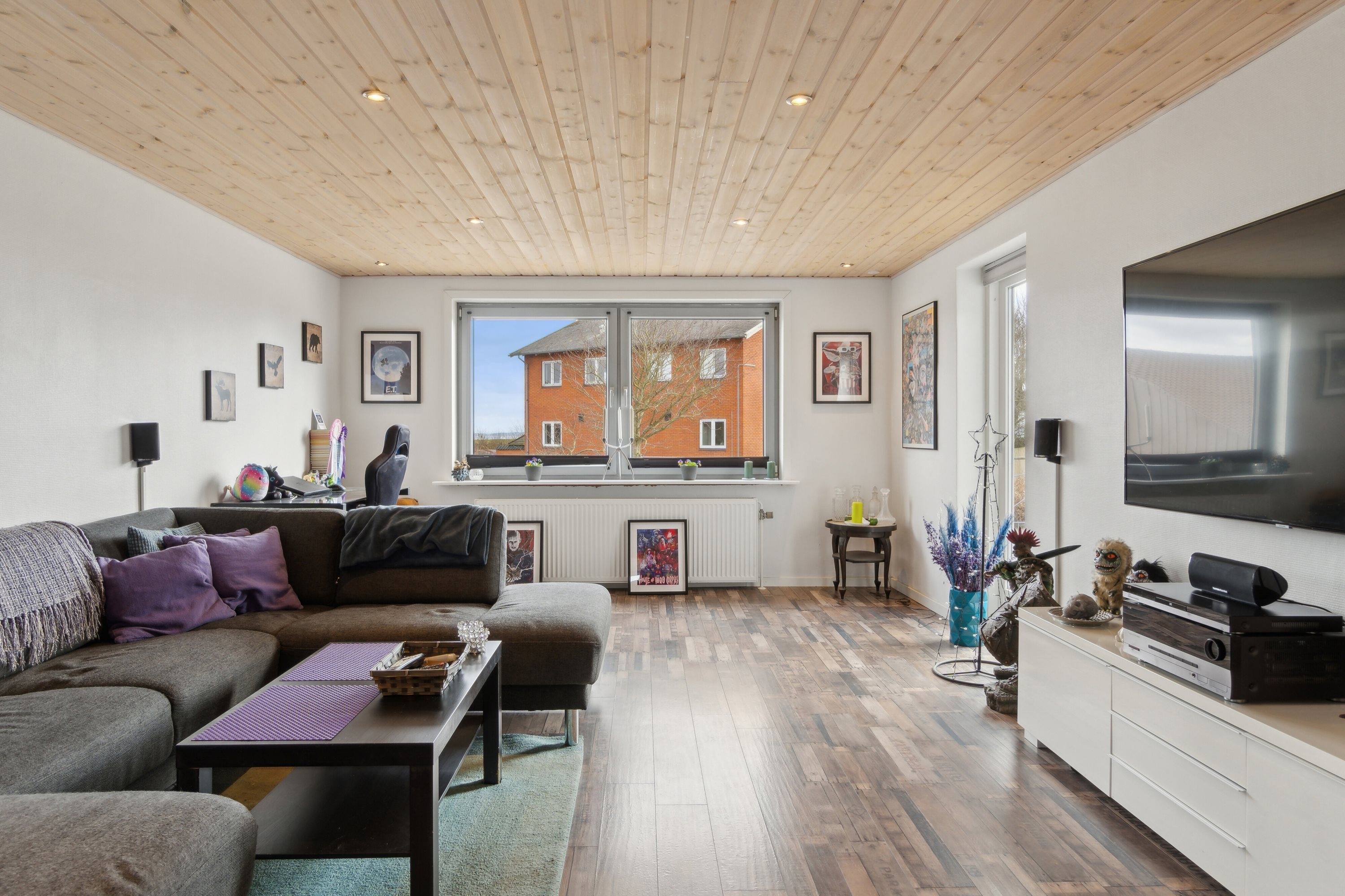 Fremhævet stue billede i fuldskærmstilstand. Billede af Engtoften 1A, Tilsted, 7700 Thisted