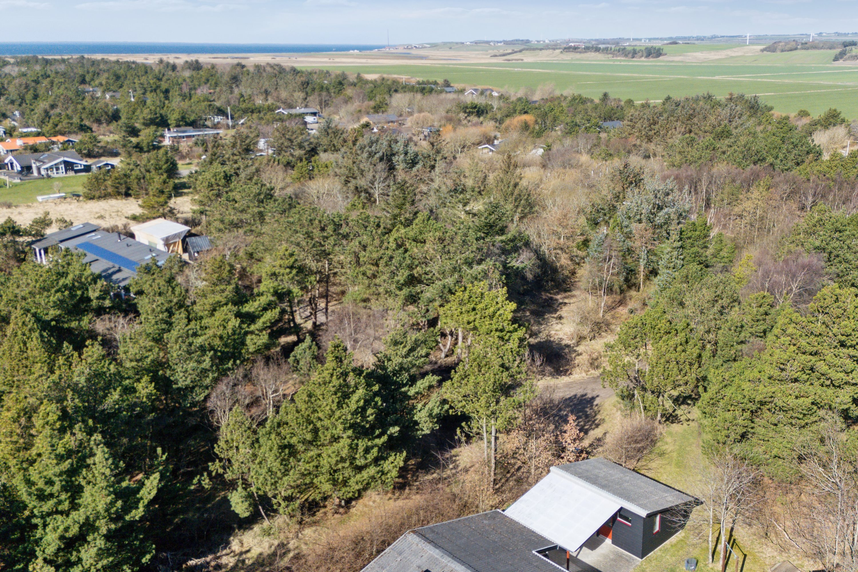 Fremhævet luftfoto billede i fuldskærmstilstand. Billede af Strandskadevej 10, Helligsø, 7760 Hurup Thy