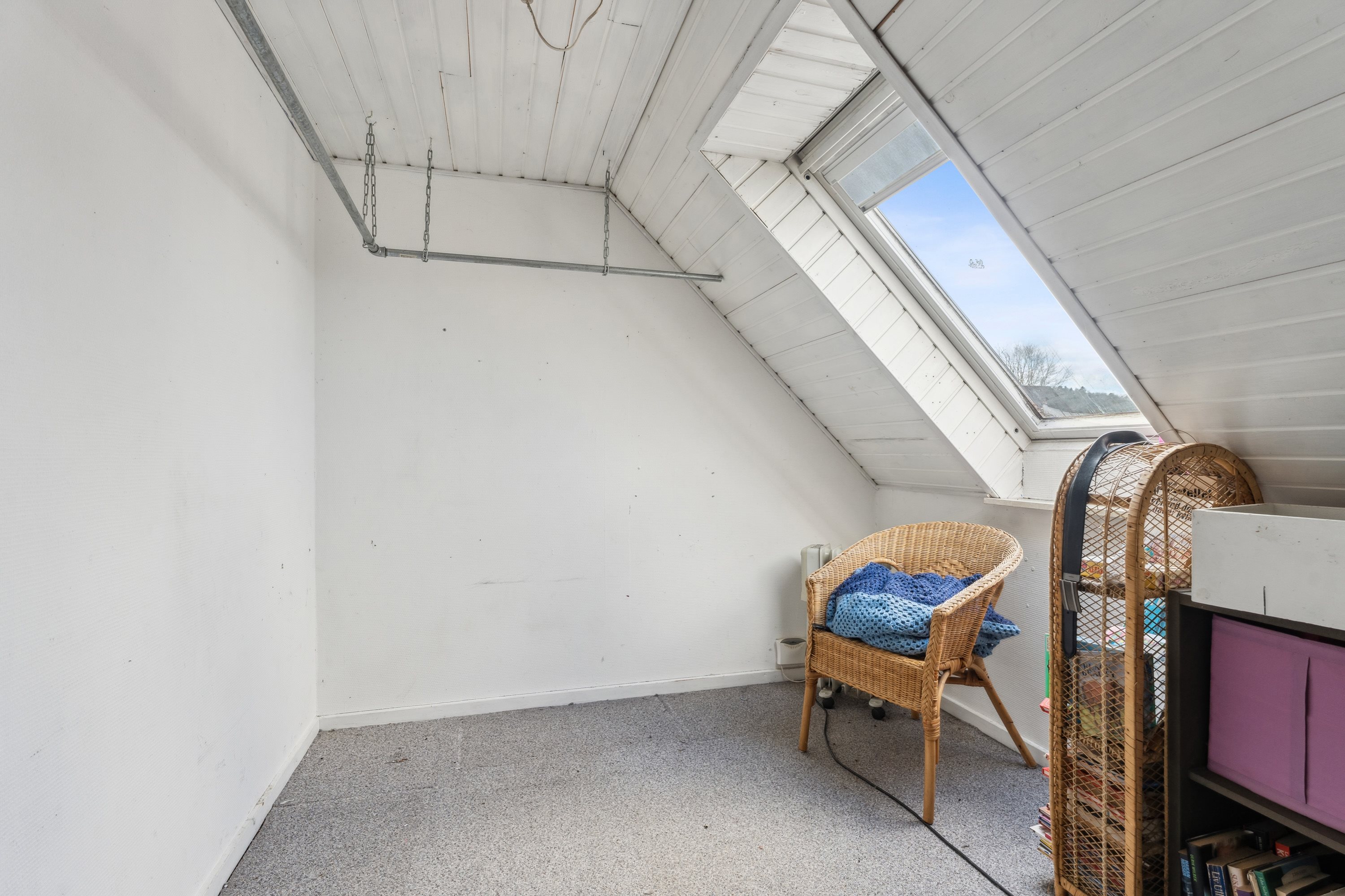 Fremhævet værelse billede i fuldskærmstilstand. Billede af Solsortevej 12, 8860 Ulstrup