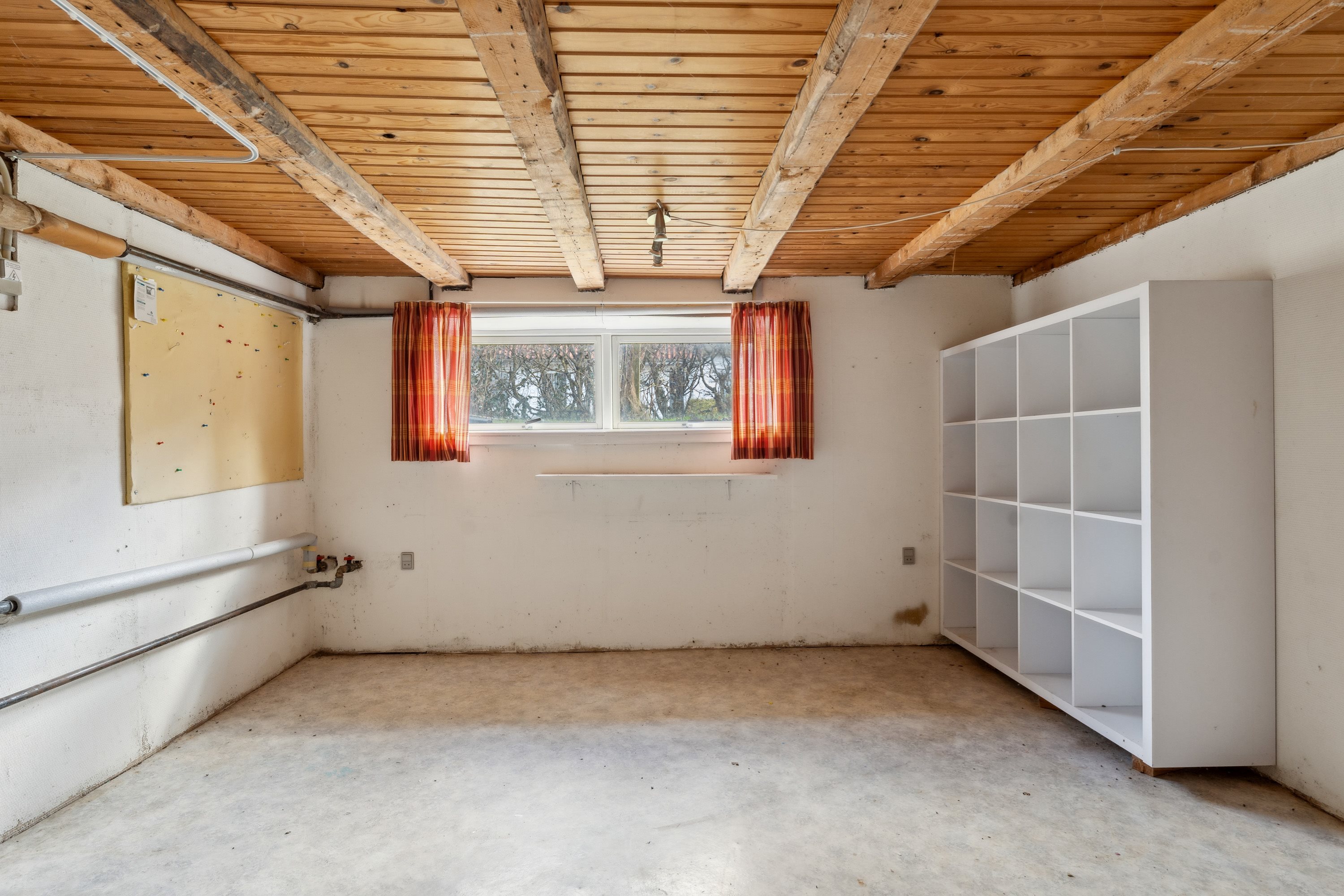 Fremhævet disponibelt rum billede i fuldskærmstilstand. Billede af Solsortevej 12, 8860 Ulstrup