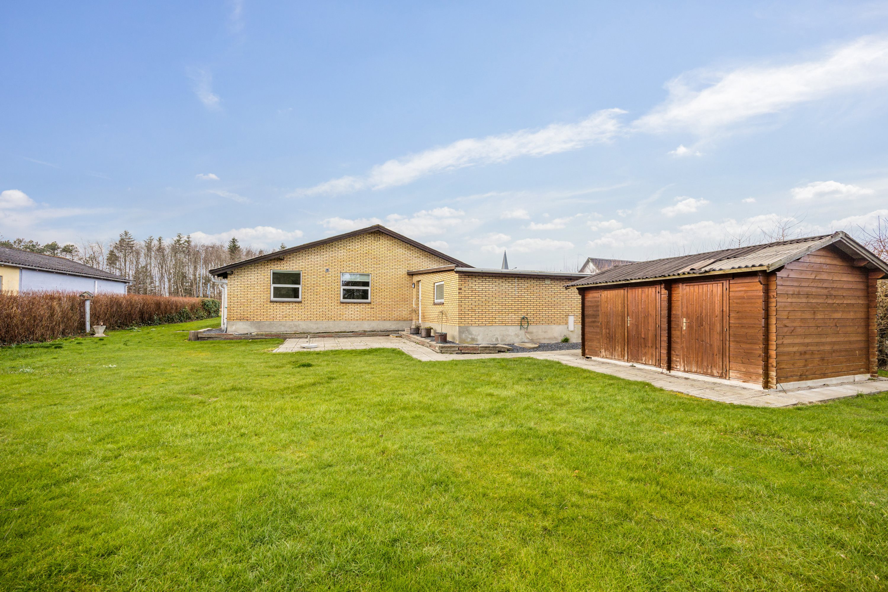 Fremhævet ejendom 1 billede i fuldskærmstilstand. Billede af Strandvejen 148, Hou, 9370 Hals