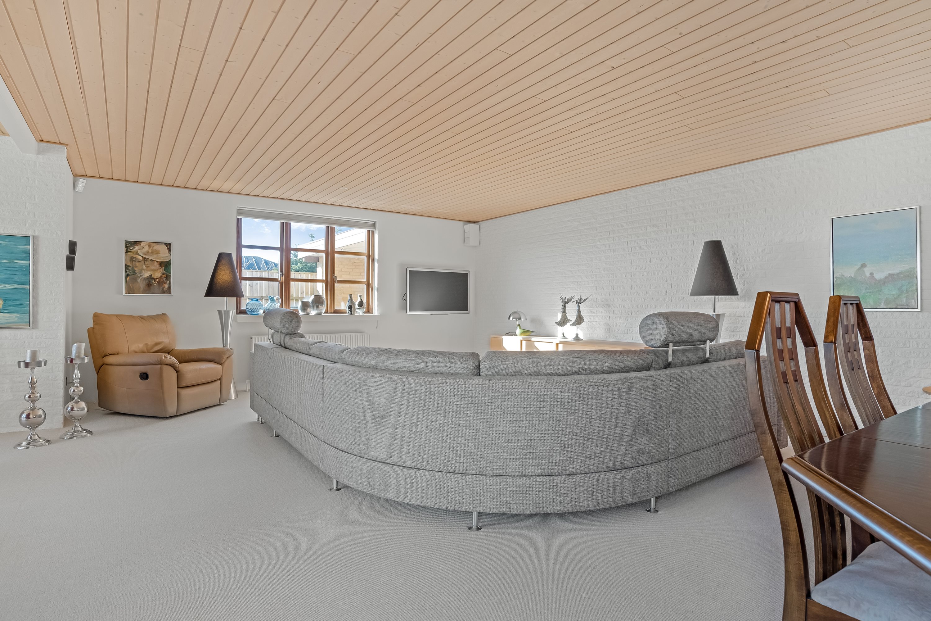 Fremhævet stue billede i fuldskærmstilstand. Billede af Jegindøvej 18, 7680 Thyborøn