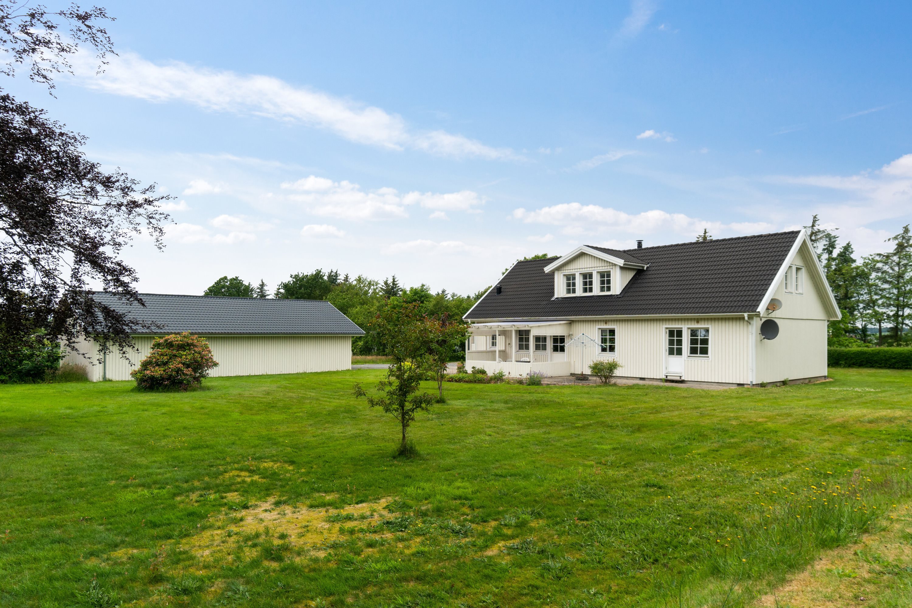 Fremhævet haven billede i fuldskærmstilstand. Billede af Kirkevej 34, 7741 Frøstrup