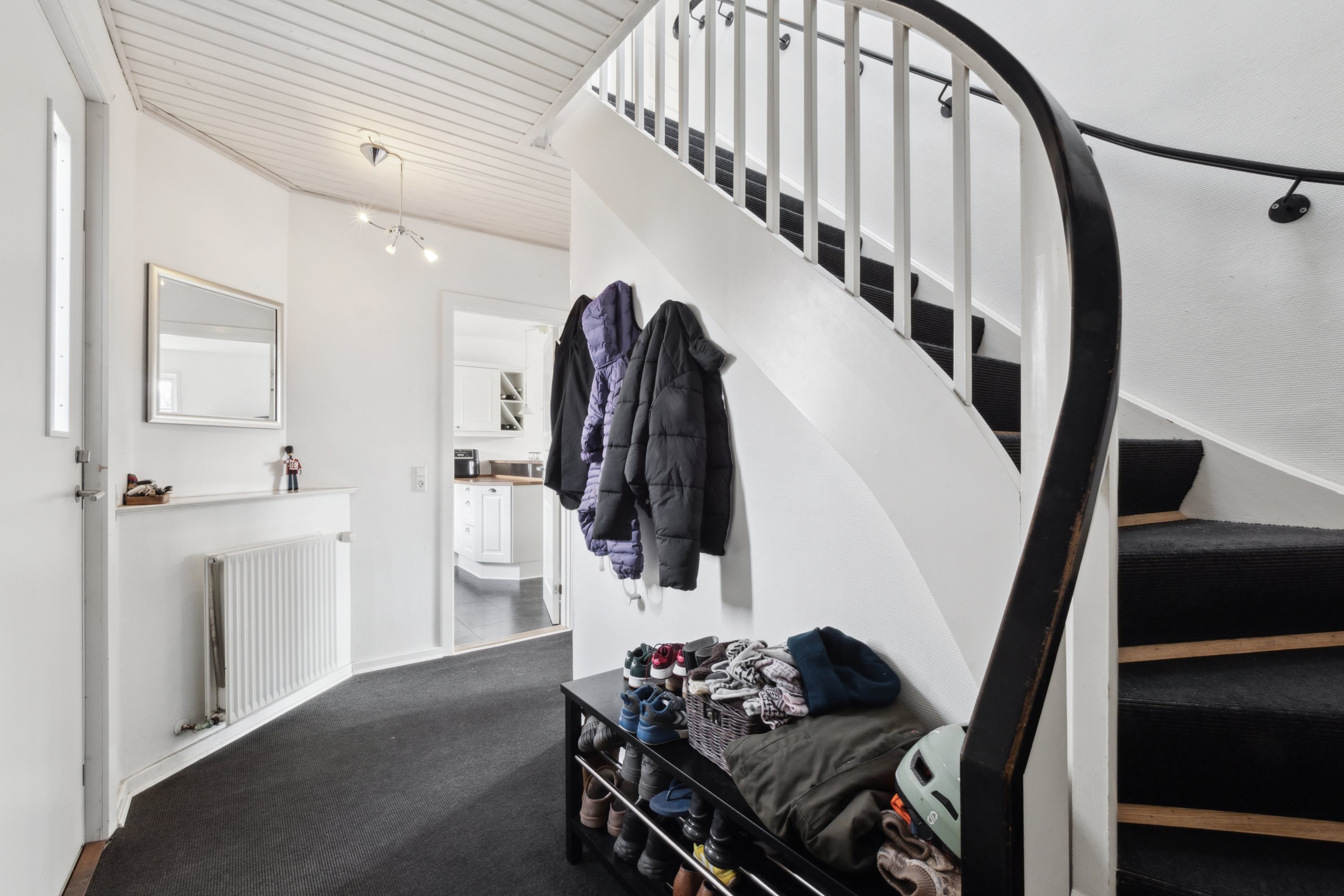 Fremhævet gang billede i fuldskærmstilstand. Billede af Kildedalsvej 4, 8832 Skals